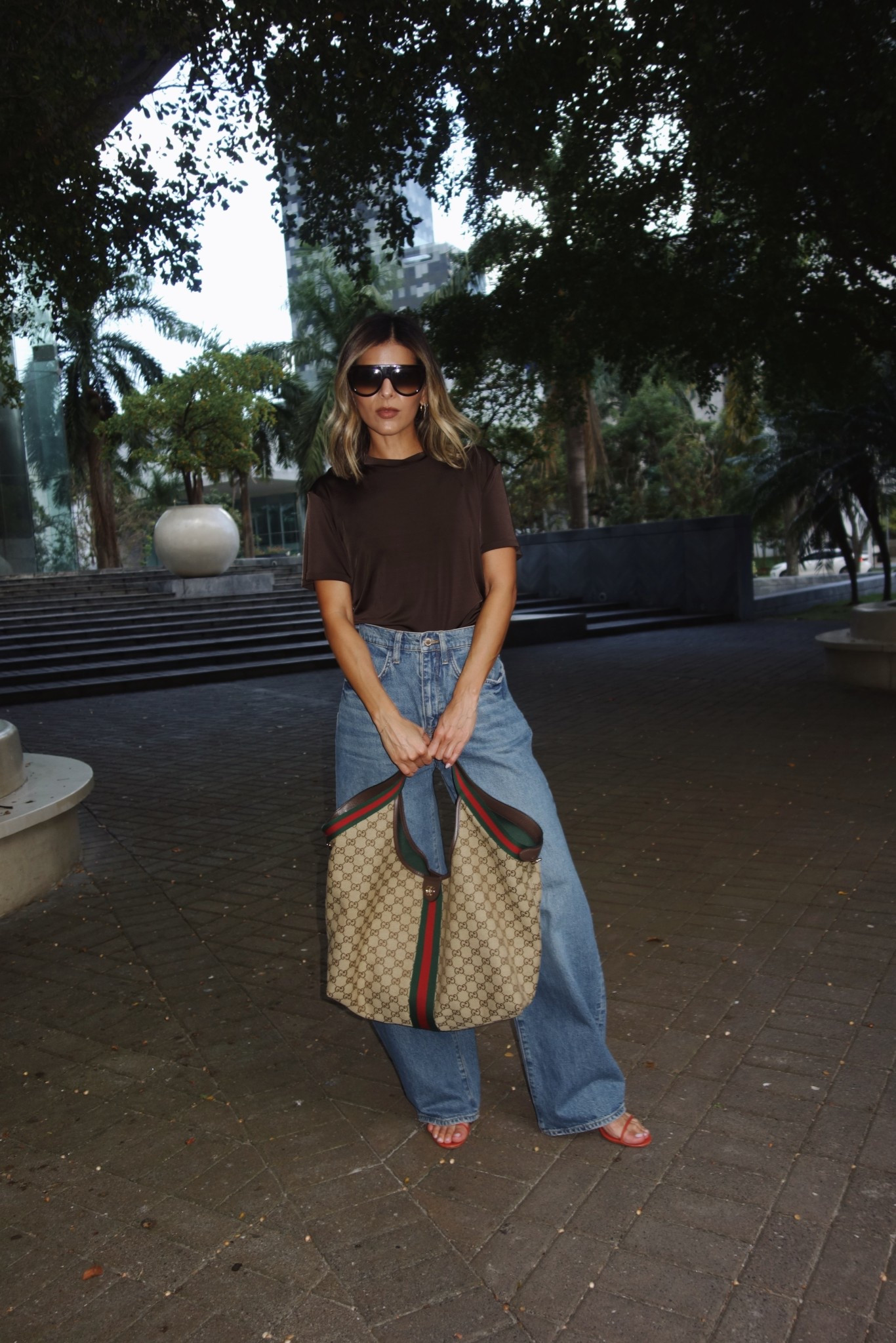 Proof that jeans and a tee can look elevated 