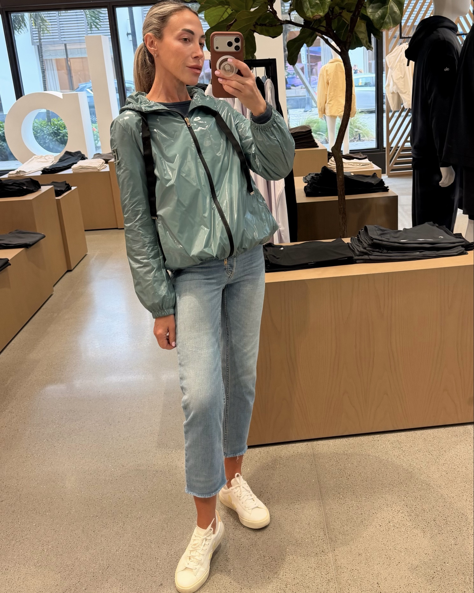 What I wear on a rainy day, shop my outfit✨

#LTKgrwm #LTKootd #LTKOver40