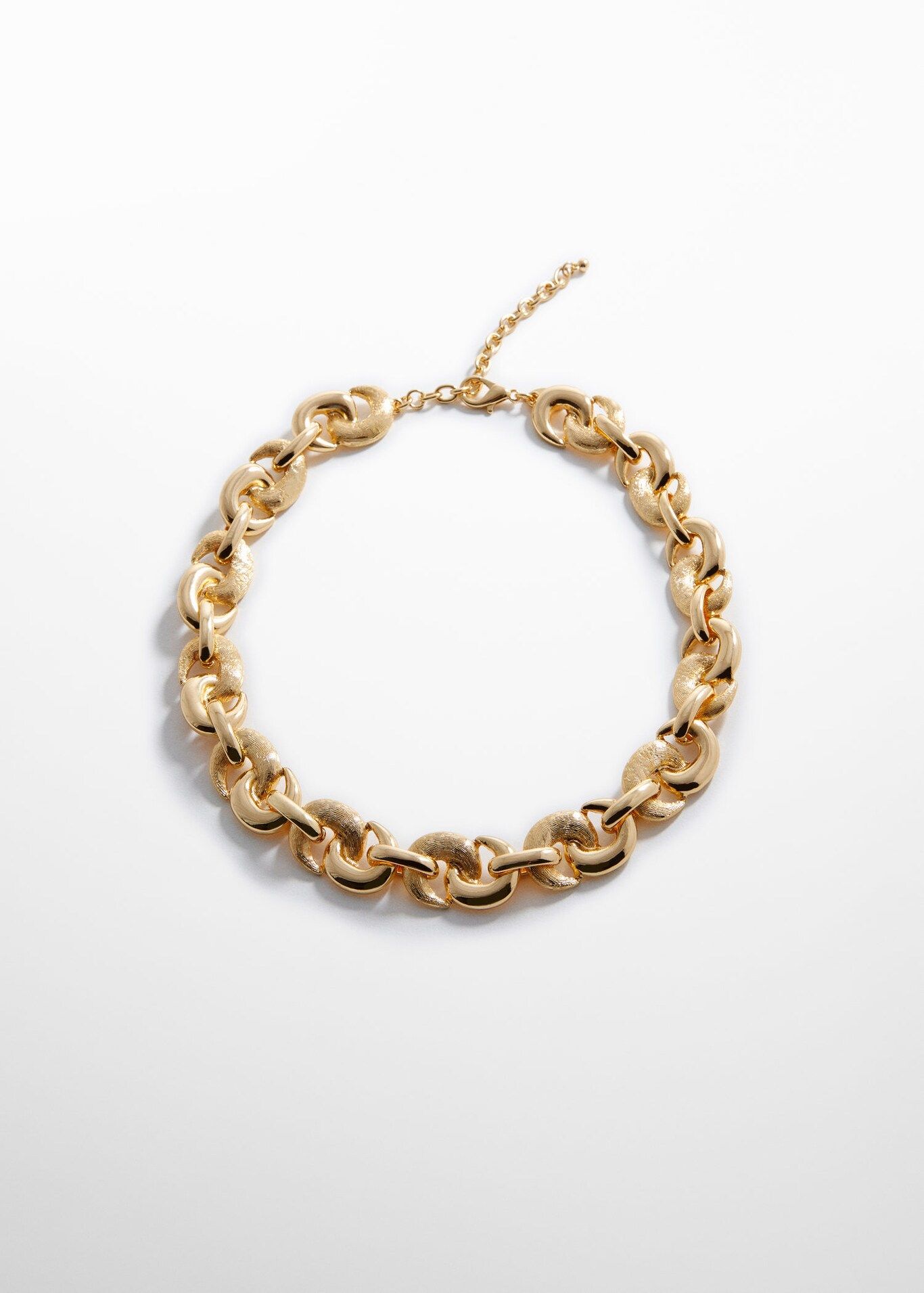 Interwoven hoops necklace -  Women | Mango USA | MANGO (US)