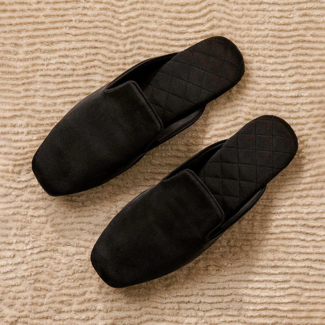 Lunya The Silk Slipper | Avocado Mattress