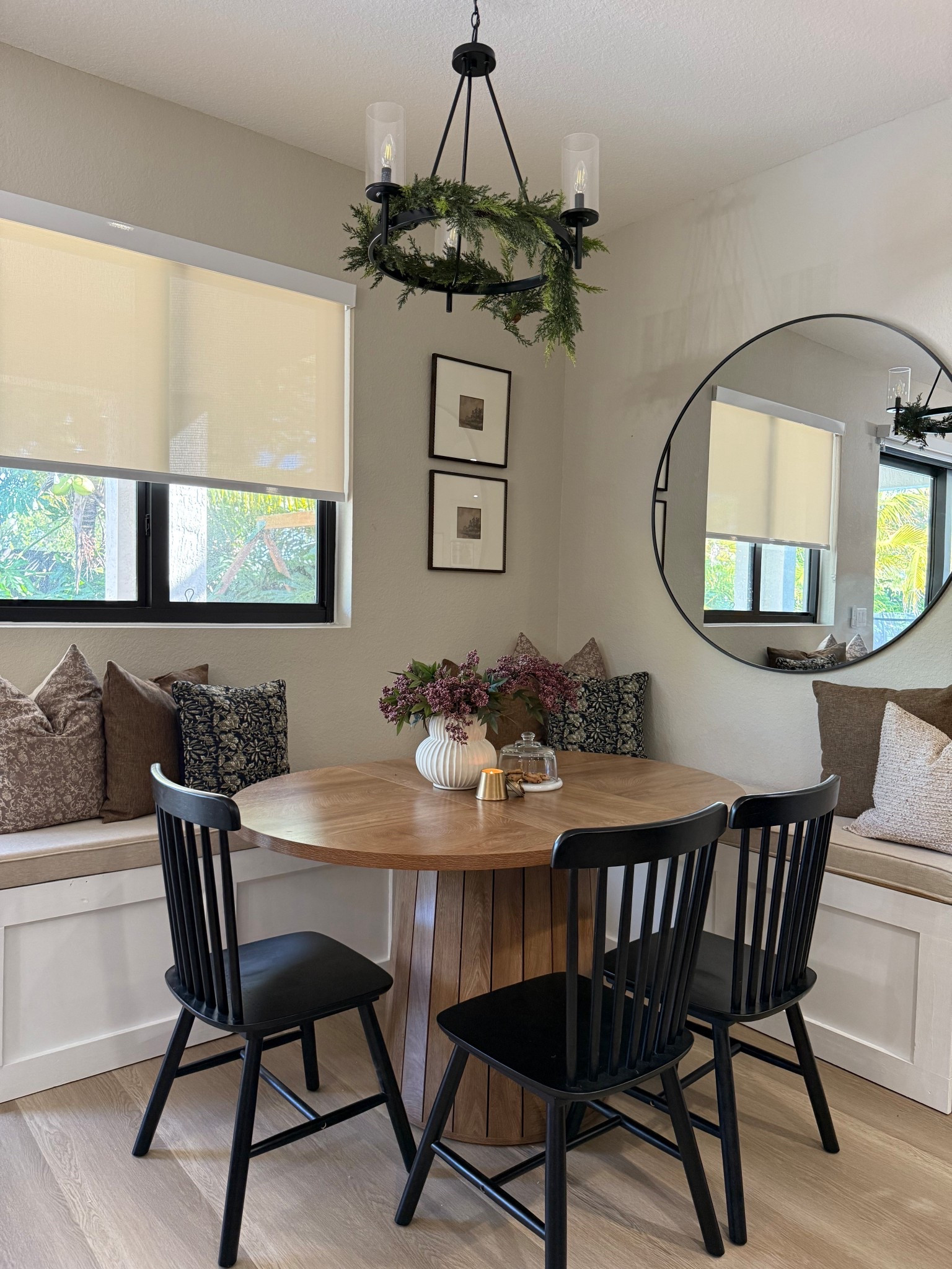 Breakfast nook views 😍😍😍

#LTKHome