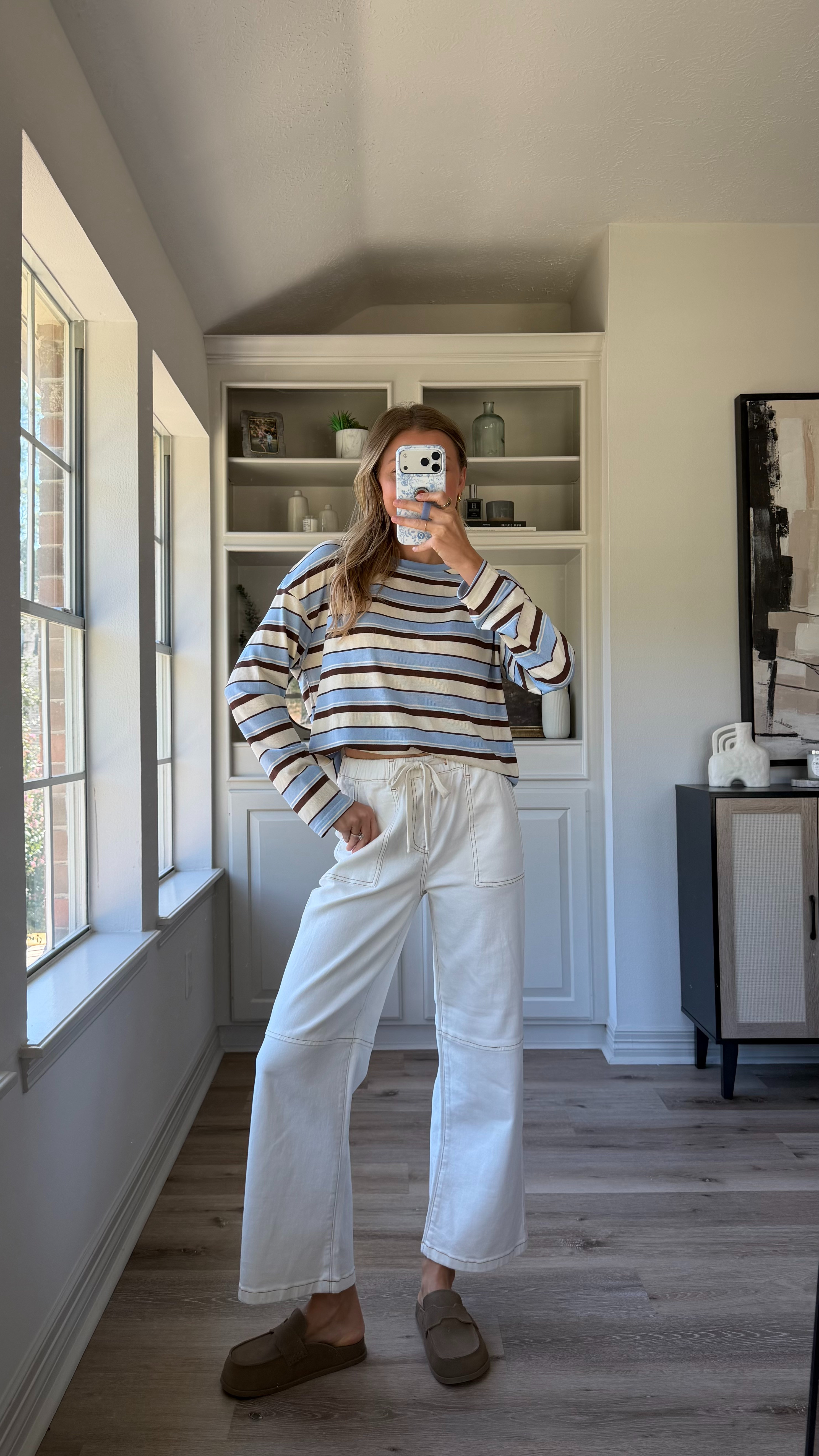 Comfy cute fall outfit inspo! Wearing S in long sleeve + 4 in denim 
 

 #LTKootd