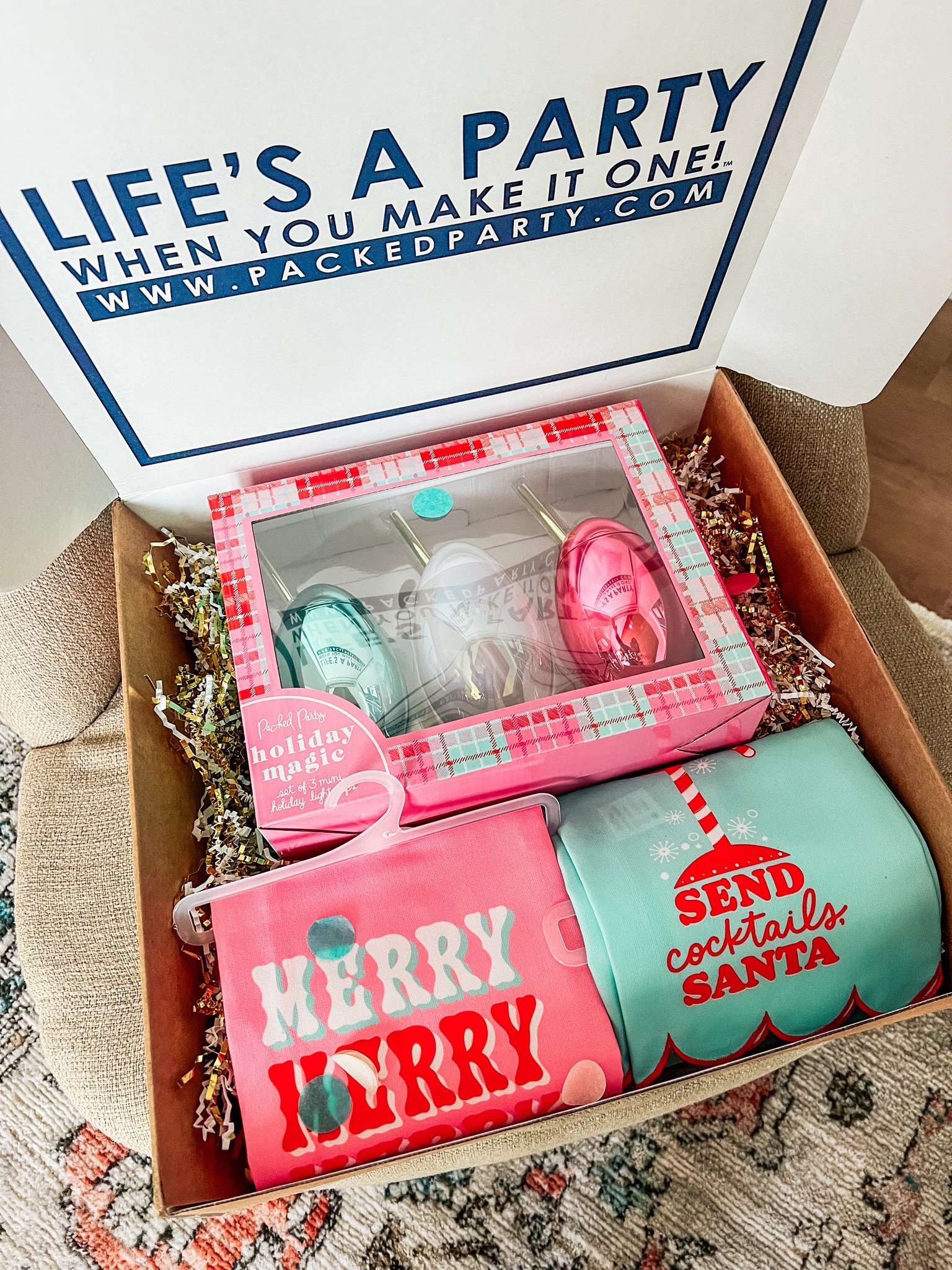 It’s the Packed Party holiday launch day!  I don’t you about you but I’m ready to switch it all over to Christmas🎄 
You can use my code LINDSEY15 to save! 

#LTKSeasonal #LTKHoliday #LTKunder50