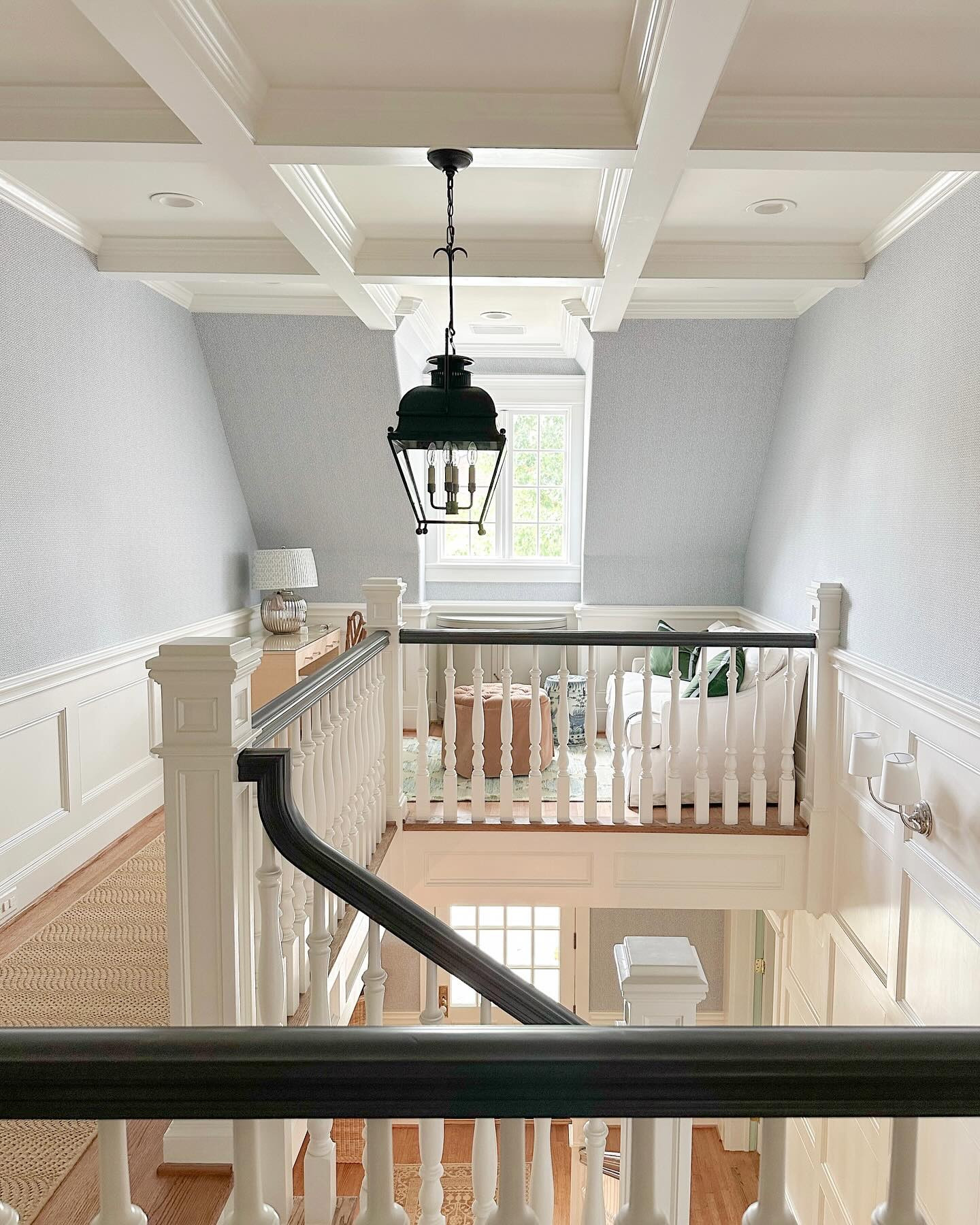 This before & after deserves its own spot!

White is Ben Moore Cloud White
Railing is Farrow & Ball Pitch Black
Wallpaper is GP & J Baker Tilly

The lantern is on my LTK page! 

#beforeandafter #powerofpaint #traditionalhome #paintedpaneling #homeimprovement