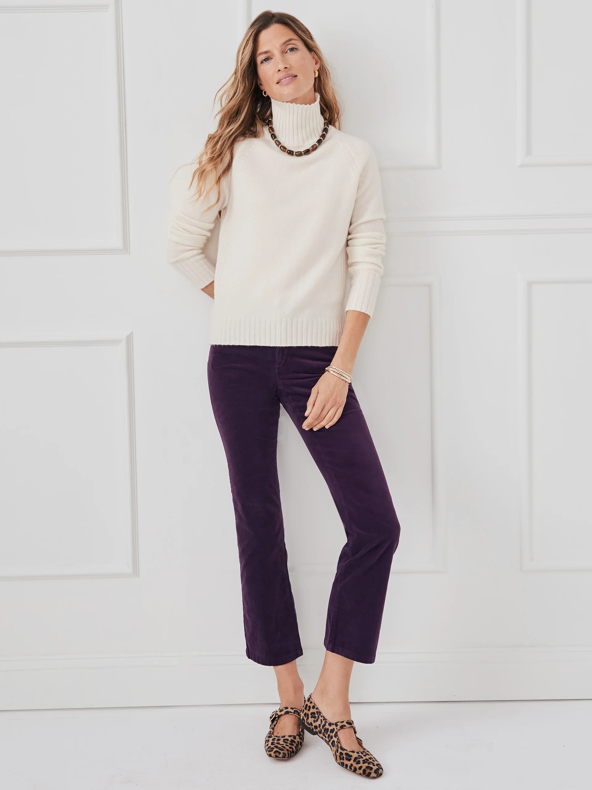 Isla Cashmere Turtleneck | J.McLaughlin