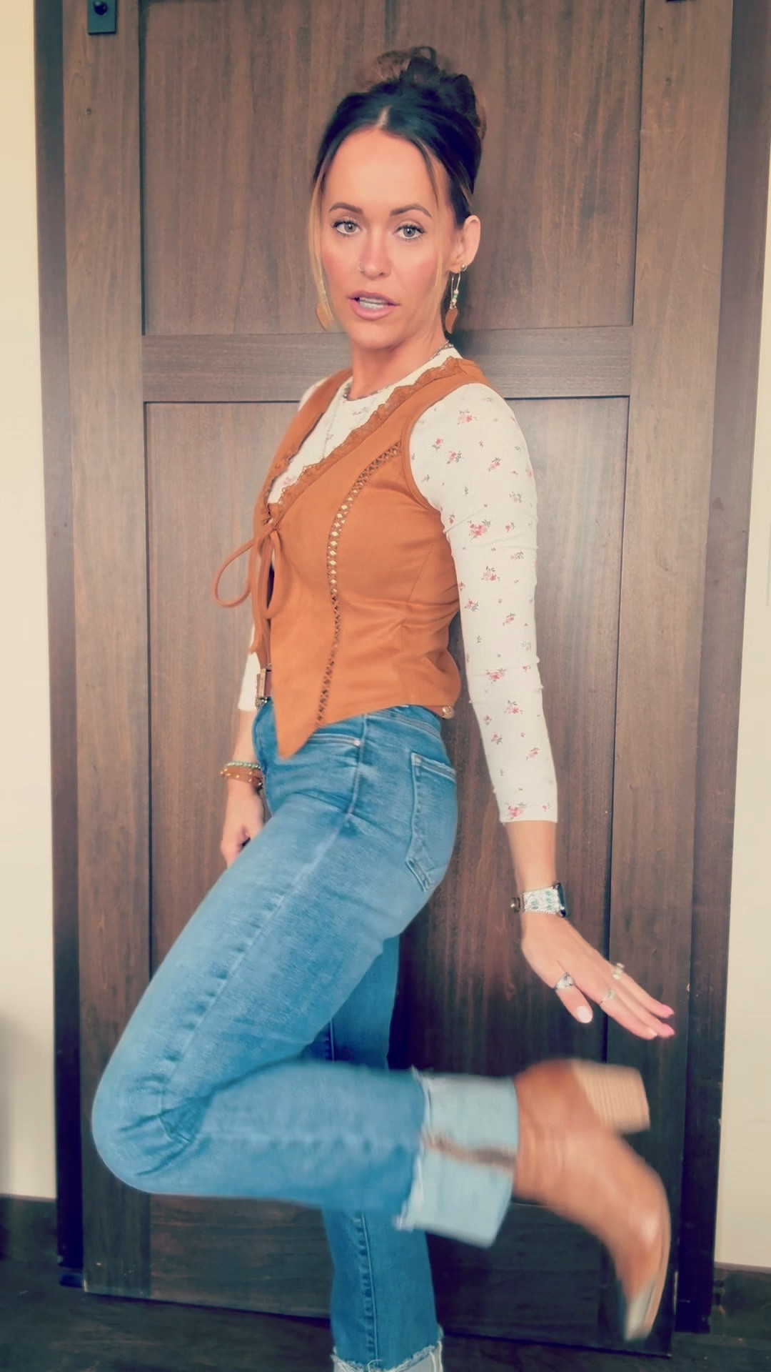 I recreated this entire look with similar items I found online. Not everything is linkable with this outfit. The only thing I could find exact item for is the vest. I hope you enjoy it 🩵🤎

#LTKBeauty