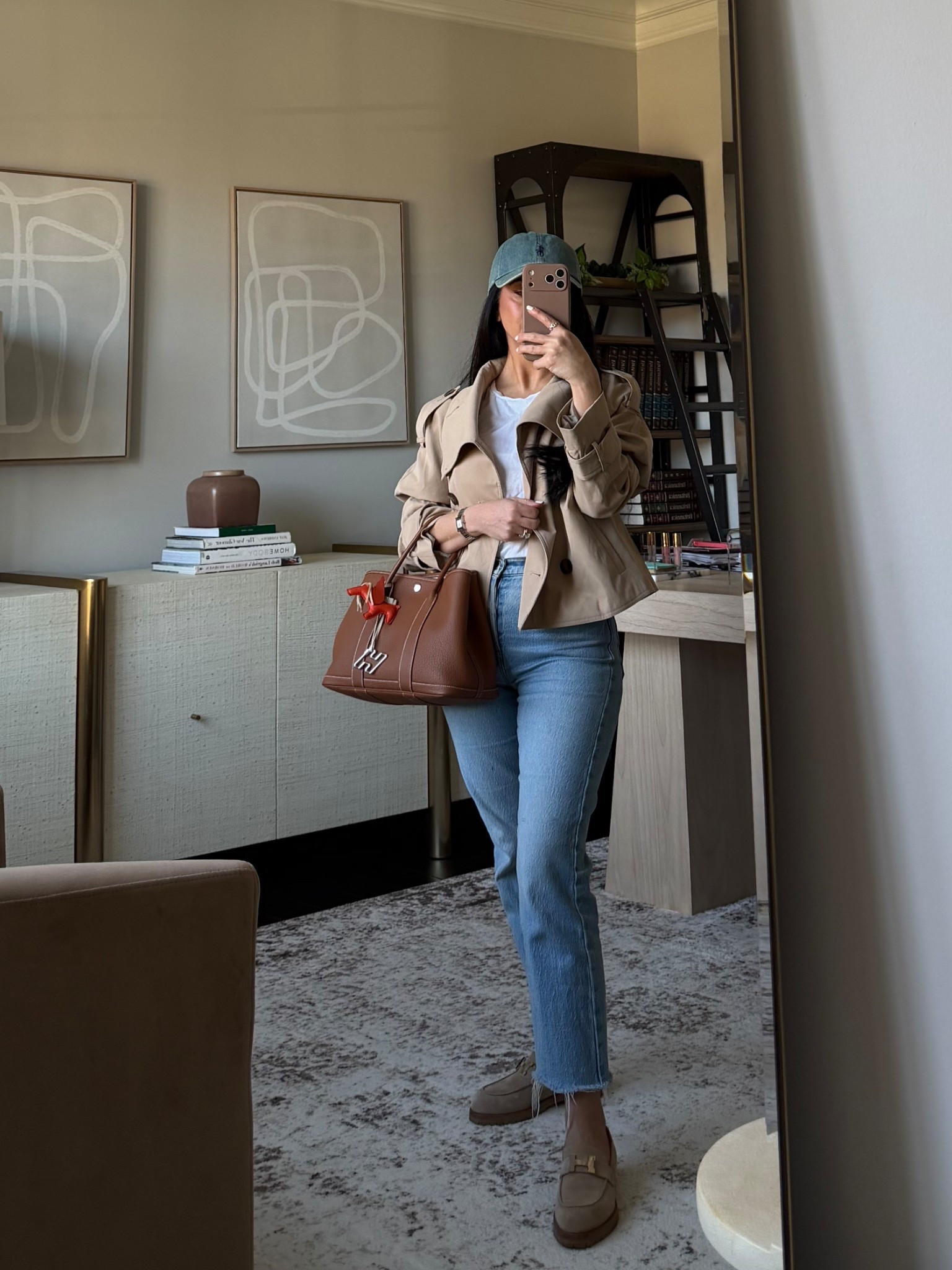 Today’s look…casual and put together. 

Jean size: 24 
Jacket size: Xs 

Ralph Lauren hat | Levi’s jeans | trench | Rita Salmo | petite fashion 

#LTKPetite #LTKOver40