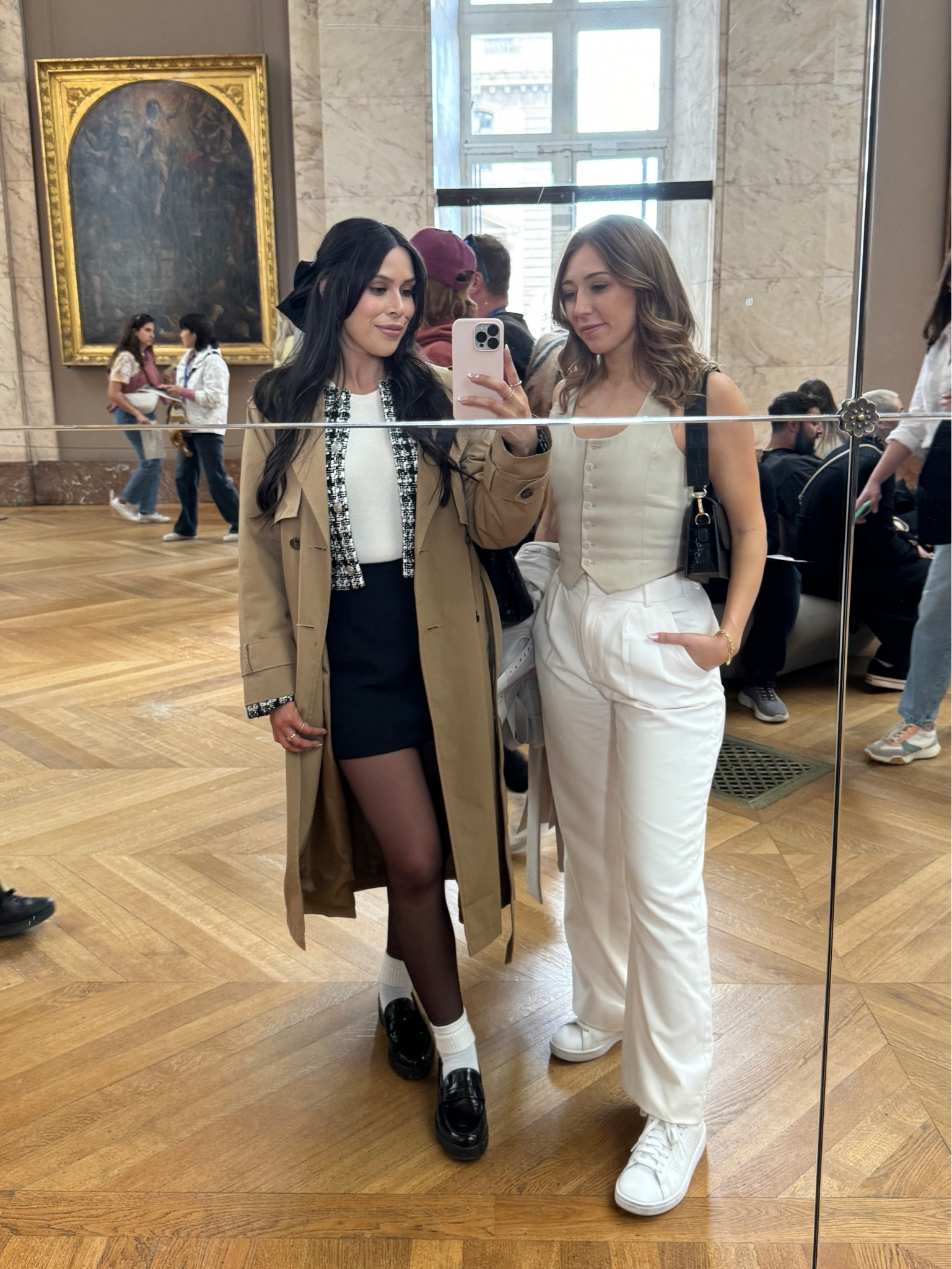 Parisian outfits at the Louvre 



#LTKSeasonal