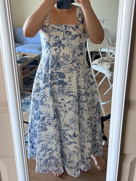 TTS! This blue and white toile dress is gorgeous! It’s made of cotton and it has pockets. Only $35 and it will sell out quickly! 

Summer dress

#LTKFindsUnder50 #LTKStyleTip