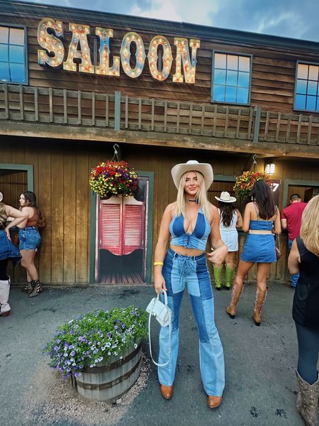 Frontier Nights 🤠 #revolve #western #bluejeanbaby #cowboyhat #rodeo #frontierdays #festival #denim #bootbarn #denimoutfit #coastalcowboy #wyoming #cheyenne 

#LTKFind #LTKunder100 #LTKSeasonal