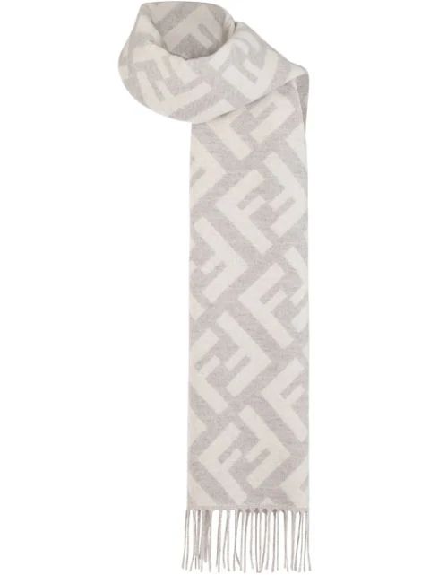 cashmere long FF logo scarf | Farfetch (UK)