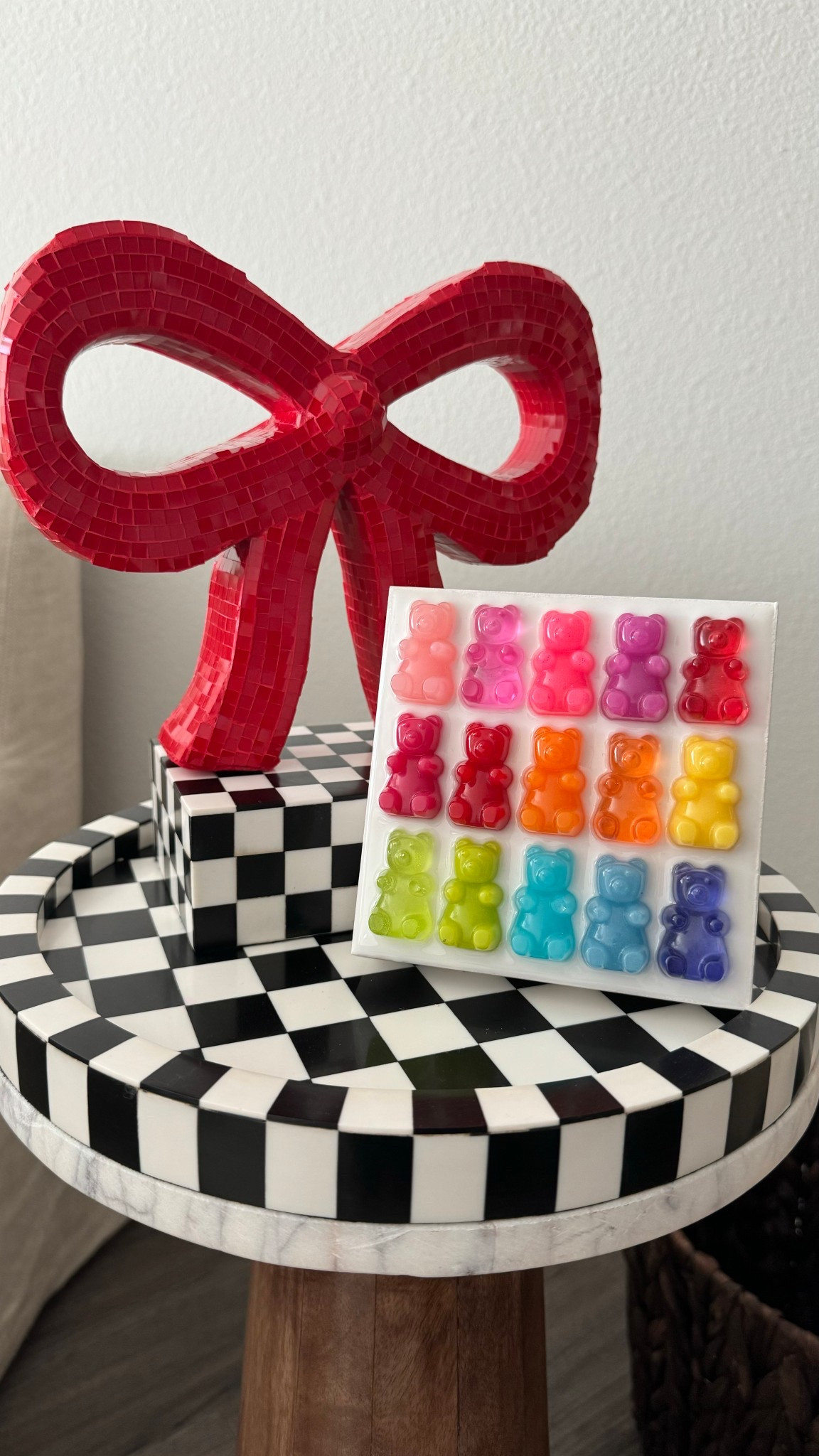✨ Small Colorful Gummy Bear Wall Art ✨
This small resin wall art adds a bright, fun pop of color to any space. Perfect for kids’ rooms, offices, or gifting. A unique, playful decor piece that brings personality and charm to your home.

#LTKmomlife #LTKKids #LTKHome