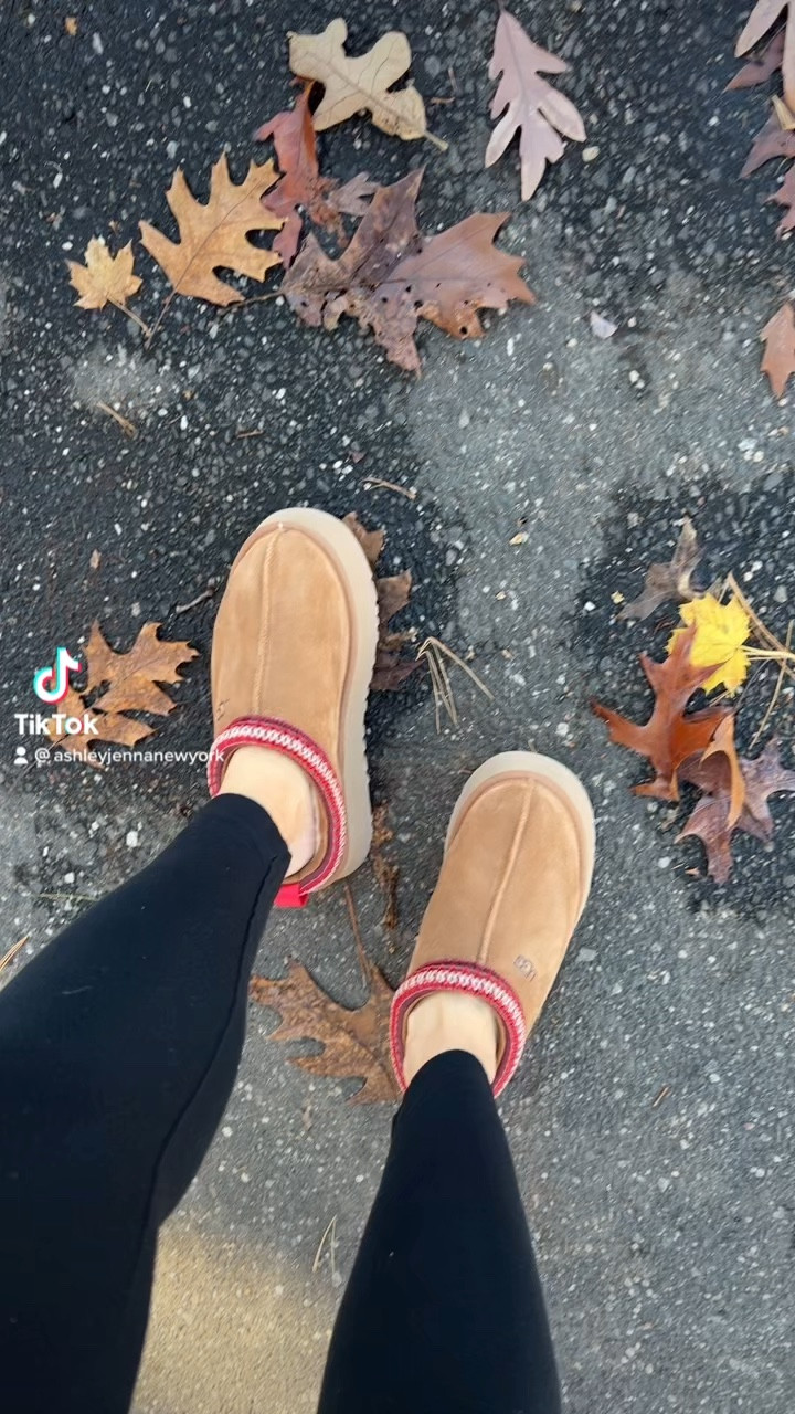 Ugg Tazz slippers 

#LTKshoecrush #LTKSeasonal #LTKHoliday