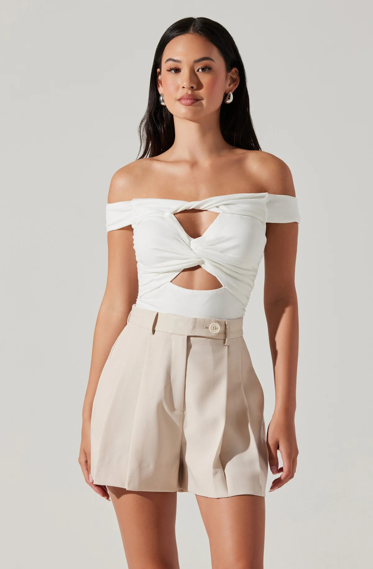 Kaye Front Cutout Bodysuit | ASTR The Label (US)