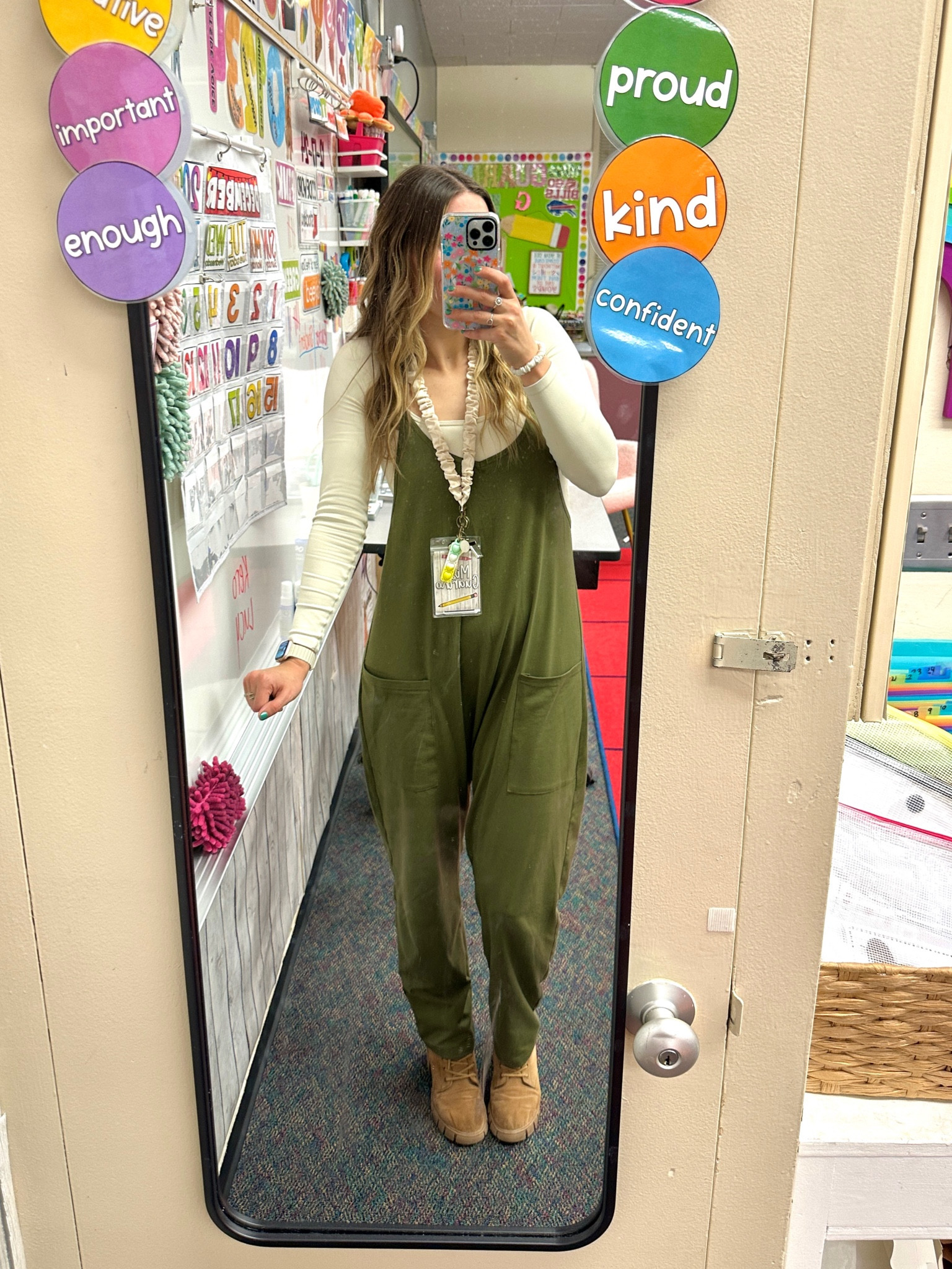 comfy and cozy 🤍🫶🏻✨

#LTKGiftGuide #LTKFindsUnder50 #LTKWorkwear