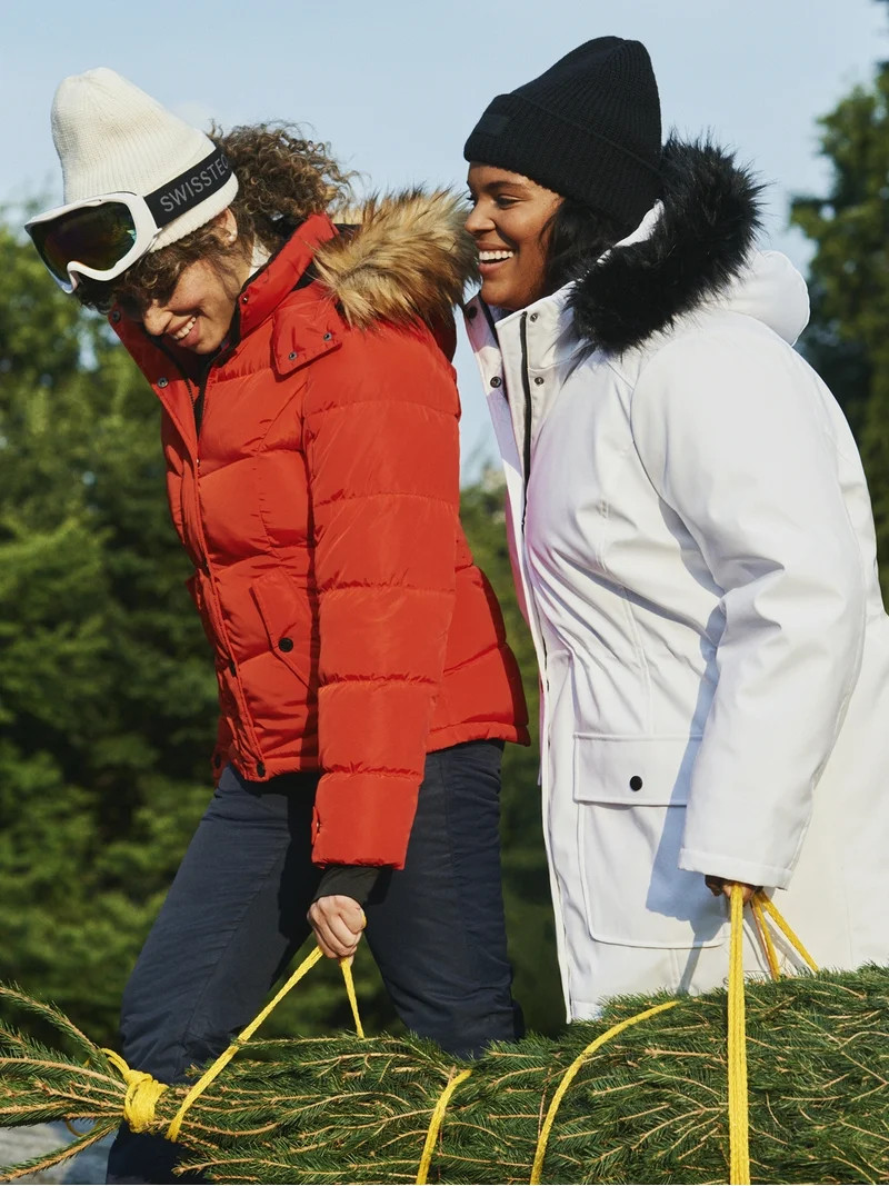 Canada Weather Gear Women's Classic Puffer Jacket with Faux Fur Trim Hood | Walmart (US)