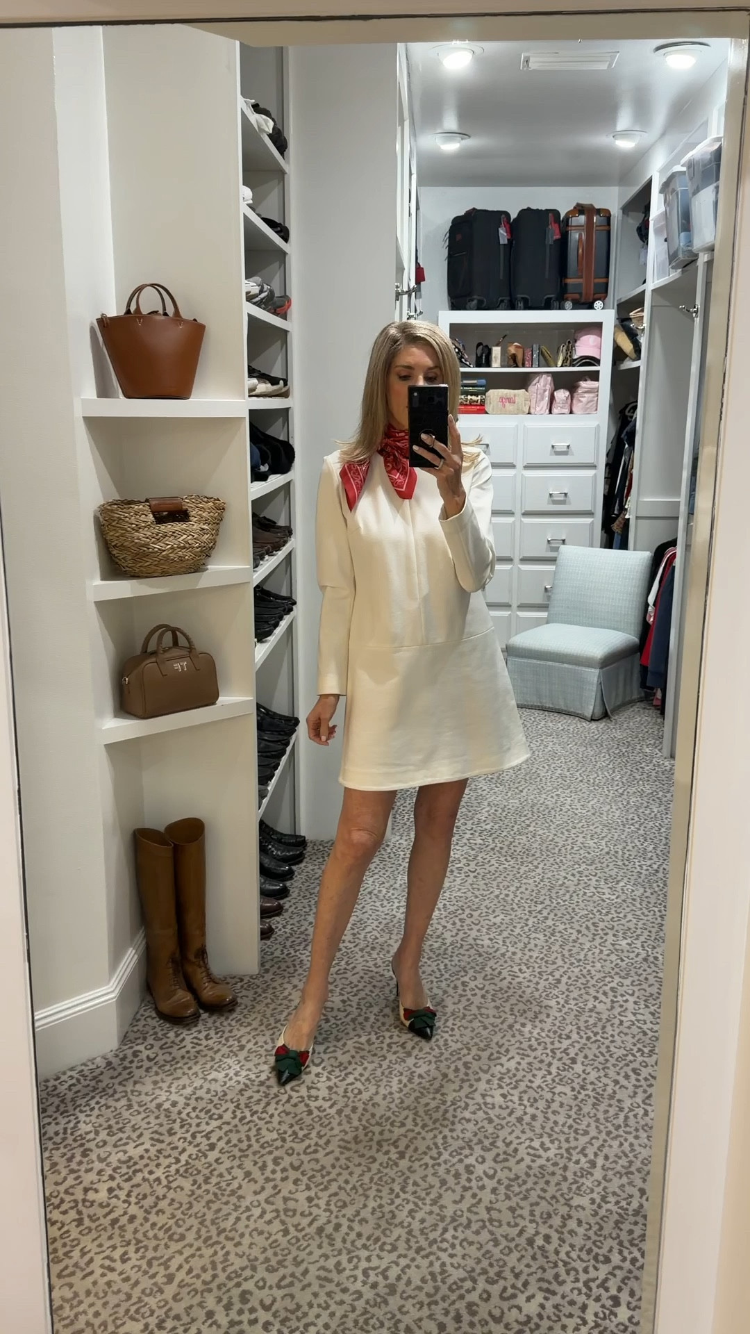 Beautiful winter white dress! 

#LTKgrwm #LTKSeasonal #LTKOver40
