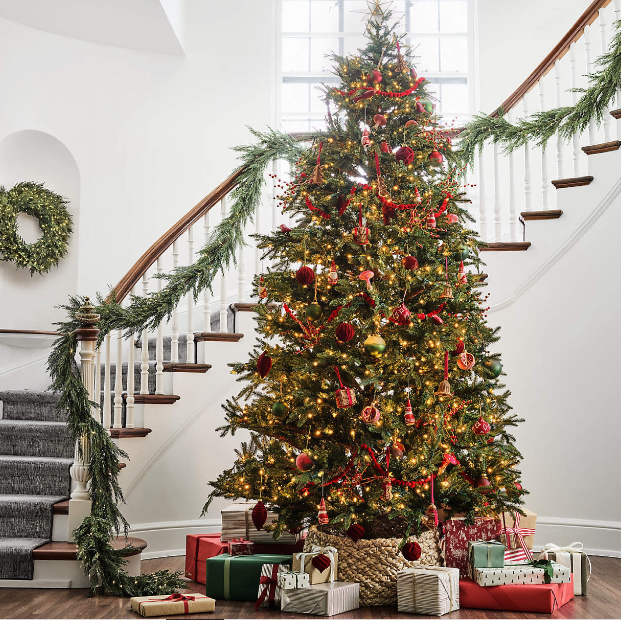 It’s officially sparkle season! 🎄✨

Get your Christmas decor, Christmas  trees, twinkling lights, and all the festive vibes you need to make this season magical‼️

Because the best memories are made with family—and the perfect holiday decor! ❤️
Don’t wait, start creating your winter wonderland today!

#LTKSaleAlert #LTKHoliday #LTKCyberWeek