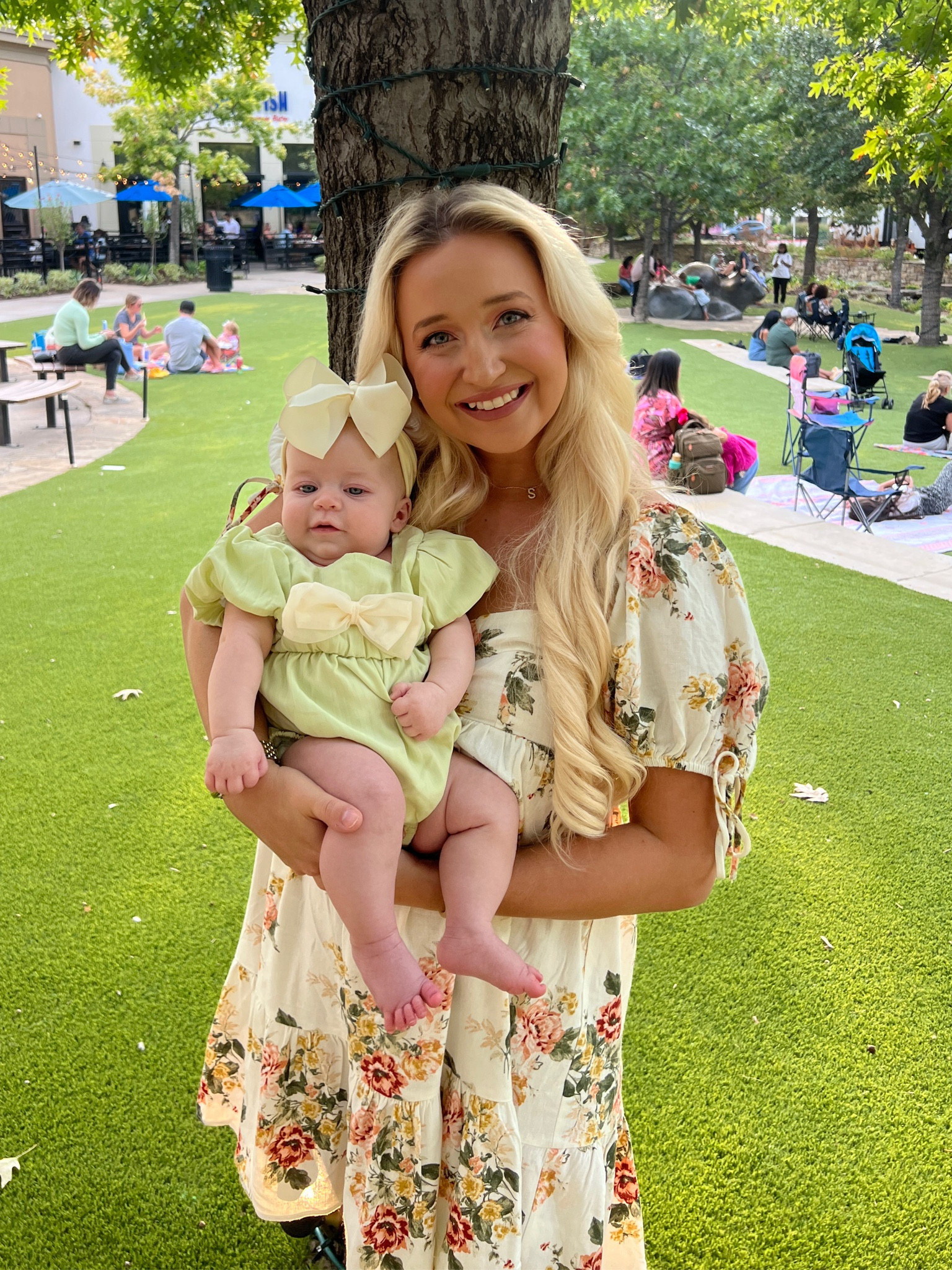 Sunday’s with my girl 🤍 // Dress is from @shopreddress and soph’s cute outfit is from @marienicoleclothing 

