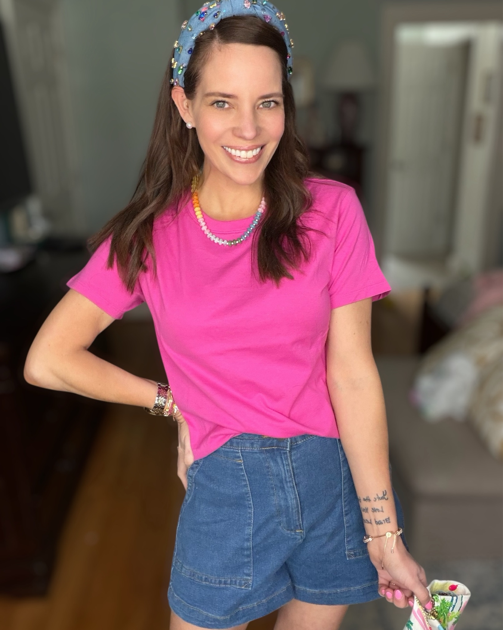 Pink Tee & Denim Shorts Outfit with Colorful Accessories 💗✨

The easiest bright summer outfit 💕 Loving this classic pink tee paired with high-waisted denim shorts for an effortless everyday look! Added fun pops of color with this rainbow beaded necklace 🌈 and the cutest jeweled headband ✨ Finished with comfy neutral sandals you’ll wear on repeat 🤍

This look is perfect for casual days, errands, or a cute coffee run ☀️ Everything is super affordable and easy to mix + match!

pink tee outfit, casual summer outfit, denim shorts outfit, colorful accessories outfit, preppy summer style, everyday outfit ideas, affordable summer fashion, bright casual look

#LTKOver40 #LTKBeauty #LTKootd

#LTKPetite #LTKOver40 #LTKootd