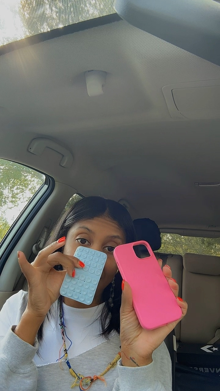 Hands-free photos and fill me one simple product.#ContentCreator #ContentTip #Selfie #Blogging #Blogging #Photo #iPhonePhotoShoot #RecordYourself #klearlook 

#LTKBeauty #LTKFindsUnder100 #LTKU