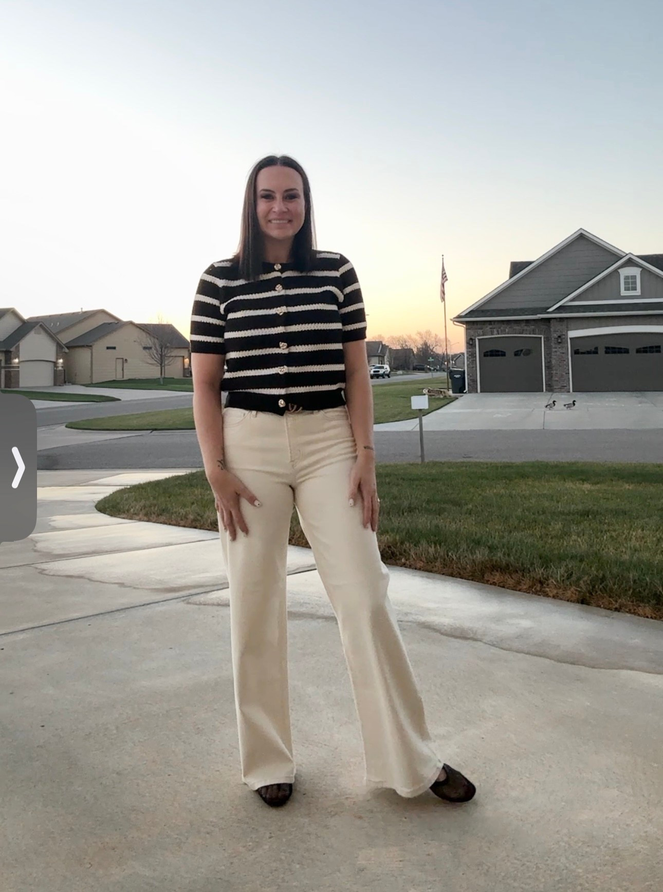Entire outfit found at a local boutique but you can search Highrise Drawstring (that I cut out) Vervet Denim on google for the exact pants. 

#LTKootd #LTKWorkwear #LTKgrwm