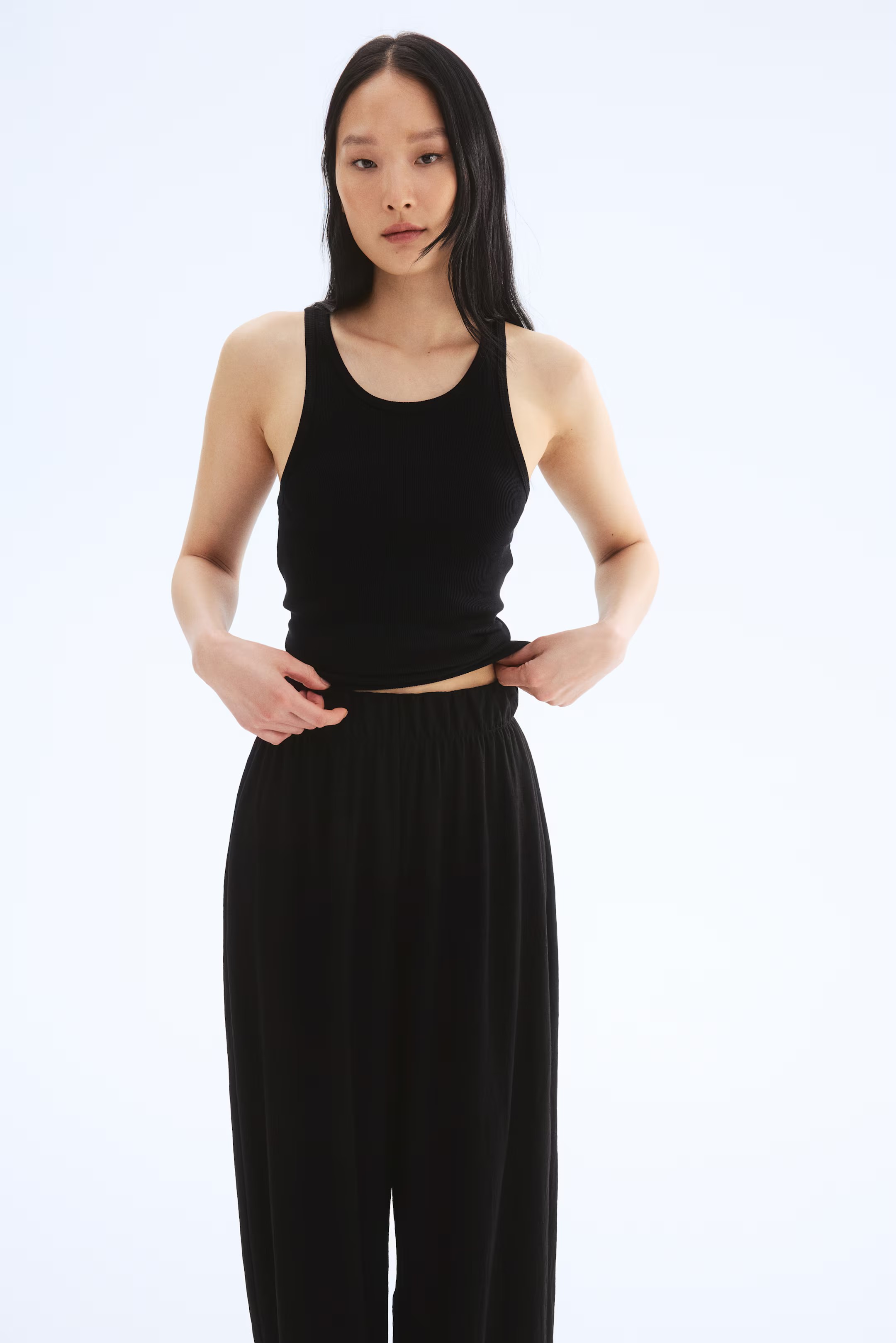 Wide trousers | H&M (UK, MY, IN, SG, PH, TW, HK)