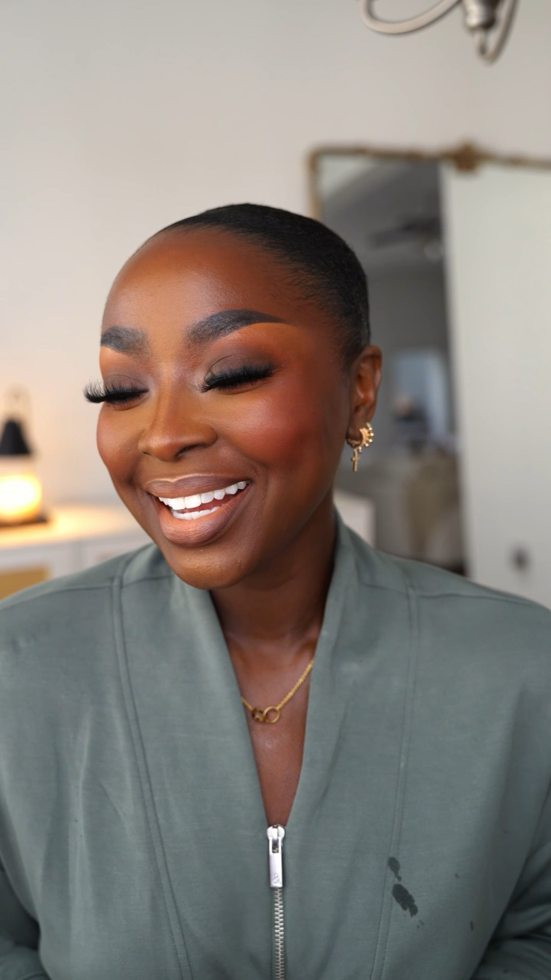 Have you tried a peel off lip stain that works?! I need one that’s gonna show up on my lips. #Makeup #DarkSkinMakeup