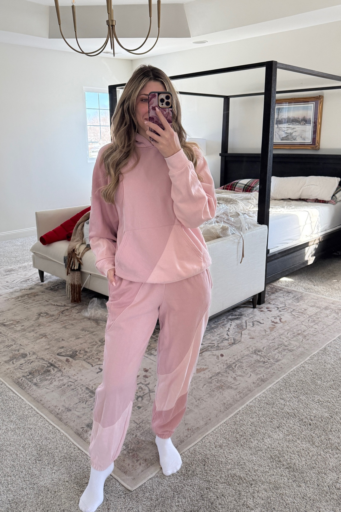 Casual Valentines & Galentines Day outfit idea from Alo💓✨

alo, alo yoga, pink sweat set, athleisure set, two piece set, valentines day outfit idea, casual outfit idea, galentines day outfit idea, tall girl friendly, boy mom, mom of 4, Samantha Bauchmann 

#LTKSeasonal #LTKFindsUnder100 #LTKStyleTip