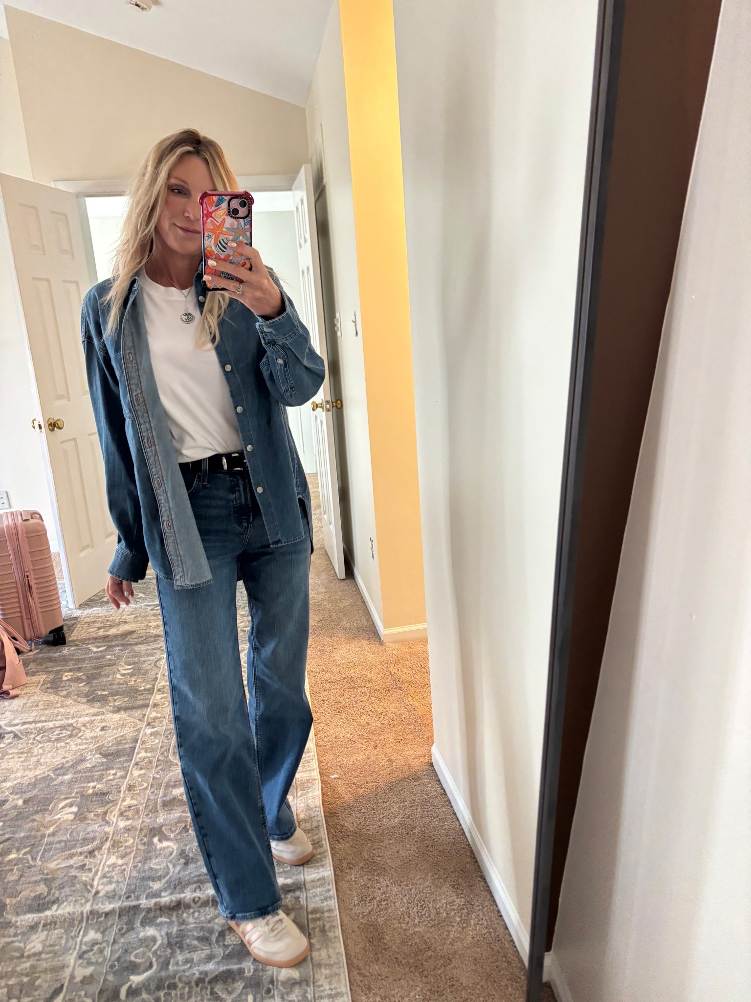 Travel fit to LA! I love this set 💓

#LTKGiftGuide #LTKStyleTip #LTKOver40