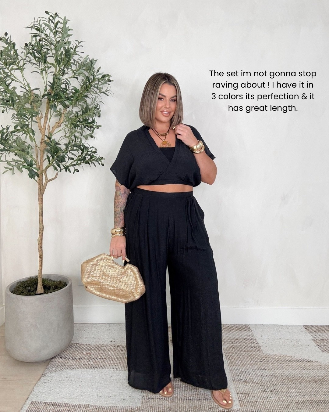 Set size xl I’m 5’5 and it’s plenty long I have the pants pulled up high. Would def work for my taller girls. 

Also linked bra top I’m wearing under I do a XL in that. 

Bag and sandals are old no link