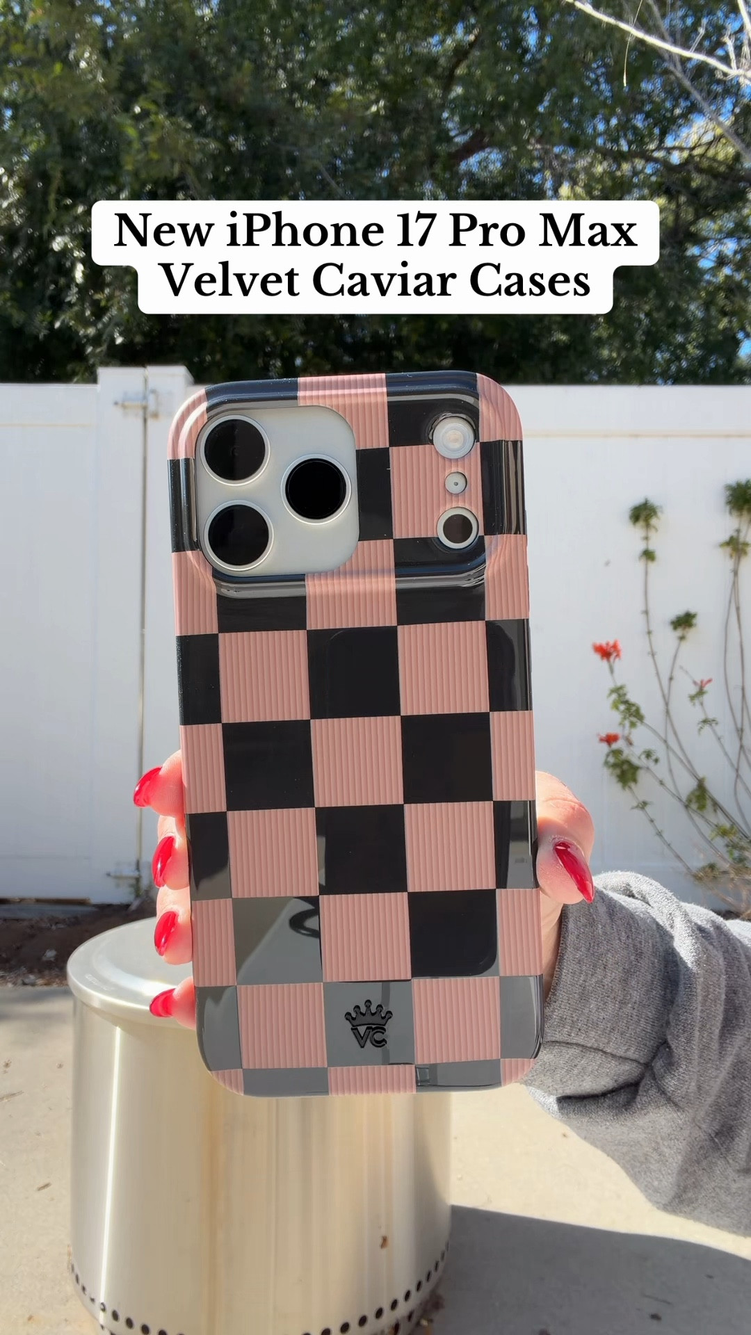 Love this design! The cutest iphone17 phone case from Velvet Caviar 🖤

#LTKHoliday #LTKGiftGuide #LTKOver40