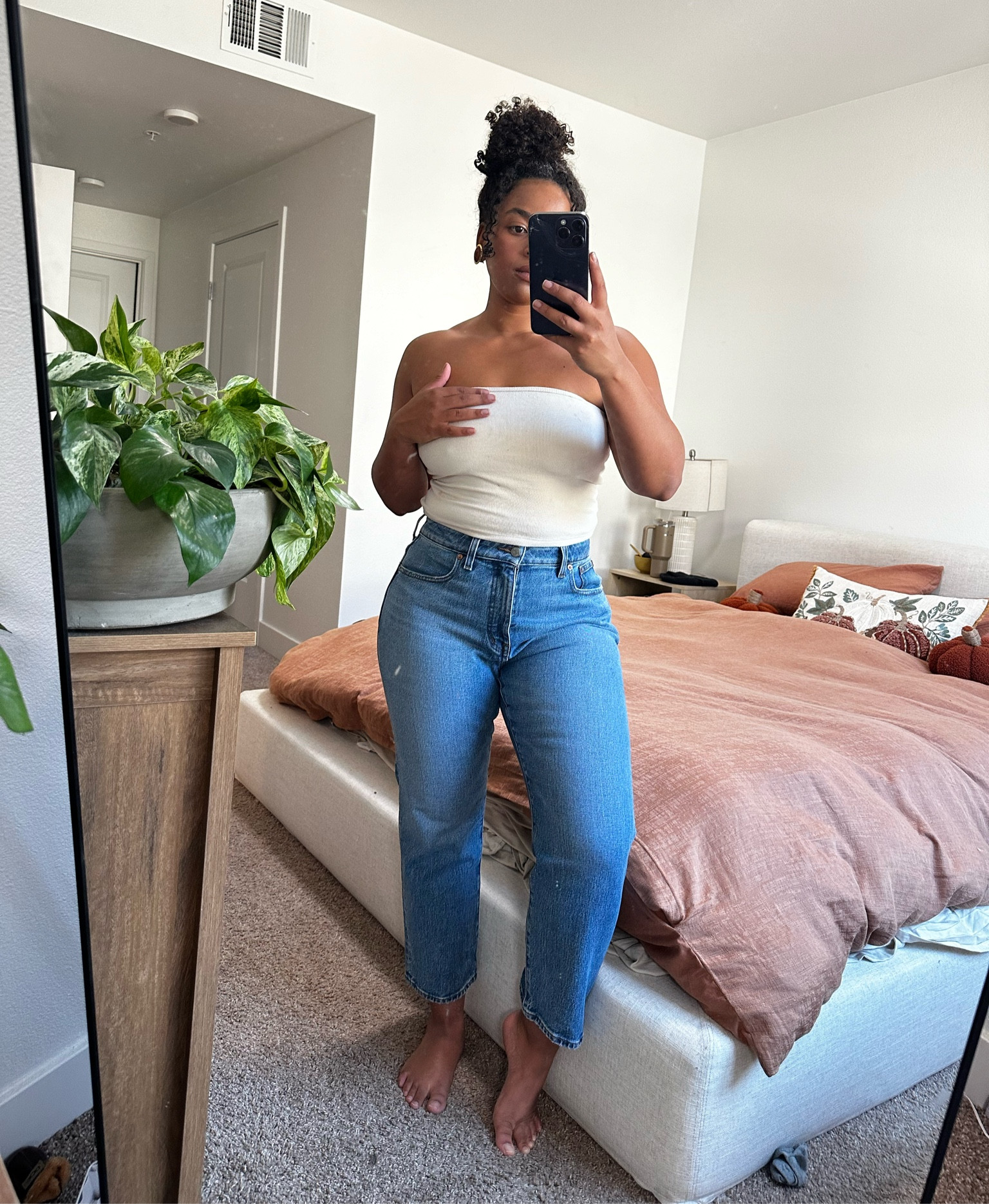 CURVE FRIENDLY JEANS FOR FALL:
Madewell 90’s Straight Crop

Jeans for fall
Madewell jeans
curve friendly jeans for fall
Crop jeans for fall
comfy jeans for fall
medium wash jeans for fall 
midsize jeans haul 

#LTKSeasonal #LTKNYFW #LTKFallSale