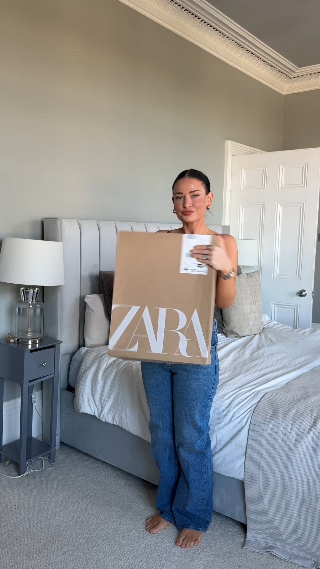Zara new in try on! 

Sizes 

Brown dress size S
T shirt size S 
Jacket size S
ballon dress M 
Trousers M 
Suit jacket S 
Skort M 
Jacket S

#LTKuk #LTKeurope #LTKspring