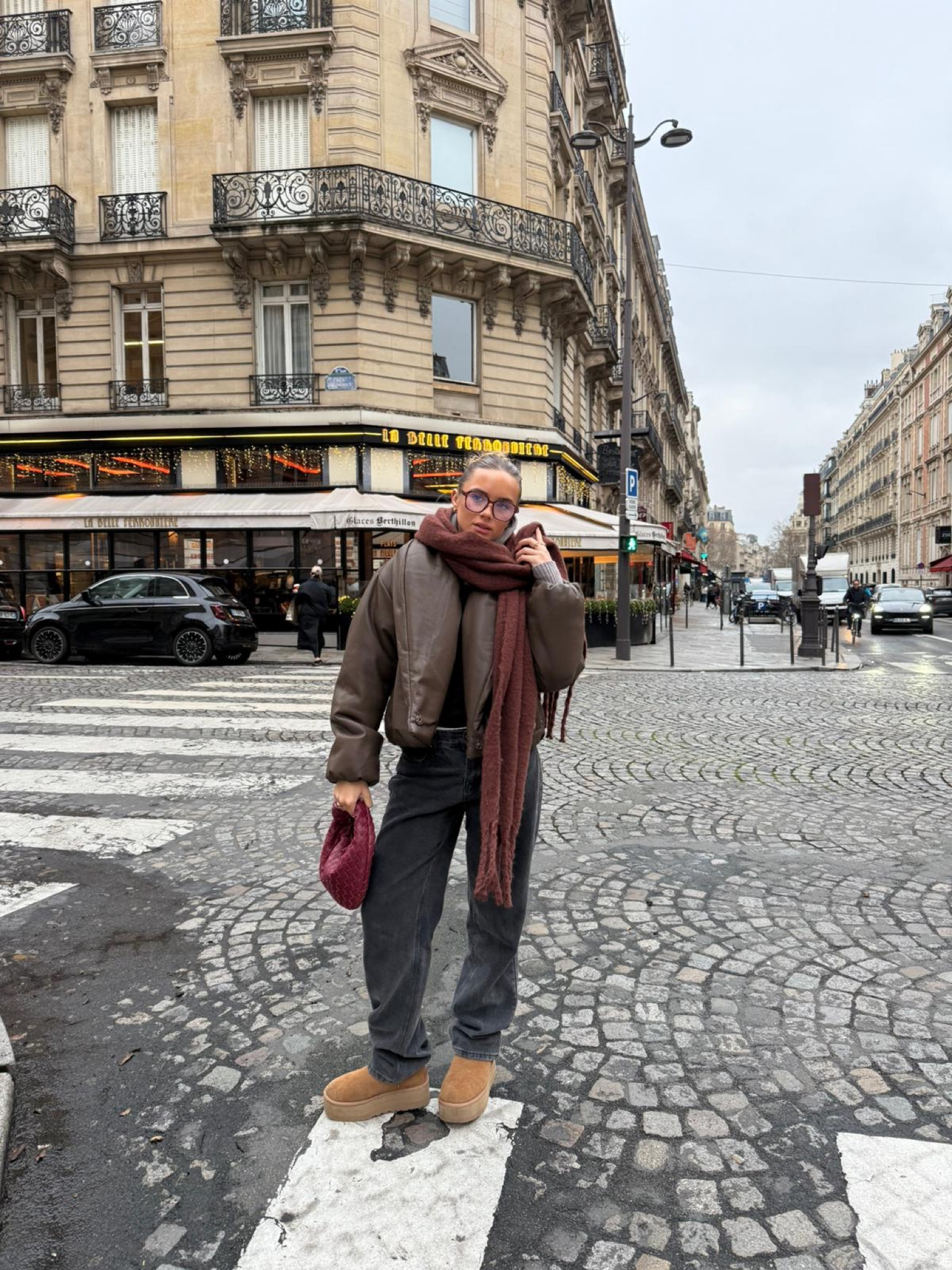 Bonjour x

Couture club brown puffer jacket, White Fox dark wash jeans, platform Uggs, Dès Vu scarf

#LTKuk #LTKwinter