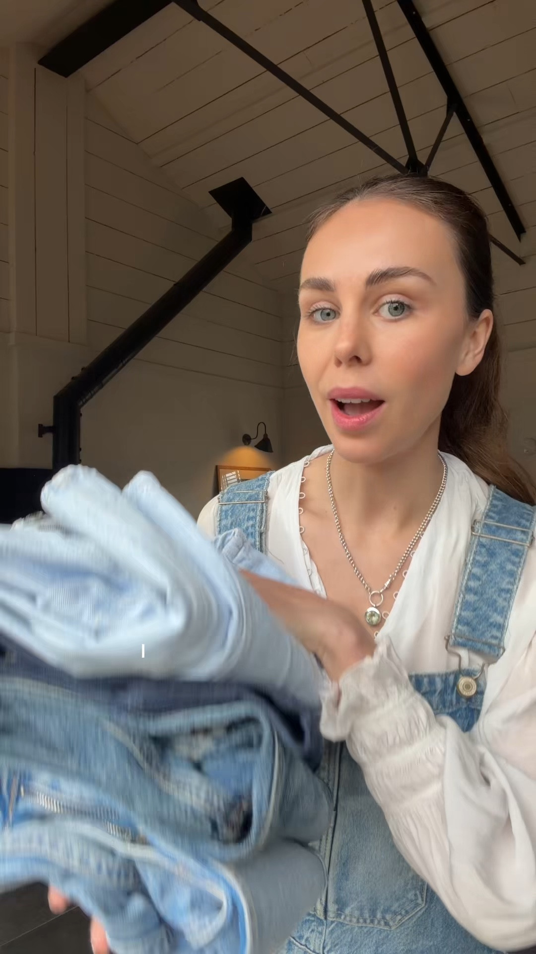 jean try on haul from asos 

#LTKUK #LTKhaul #LTKunboxing