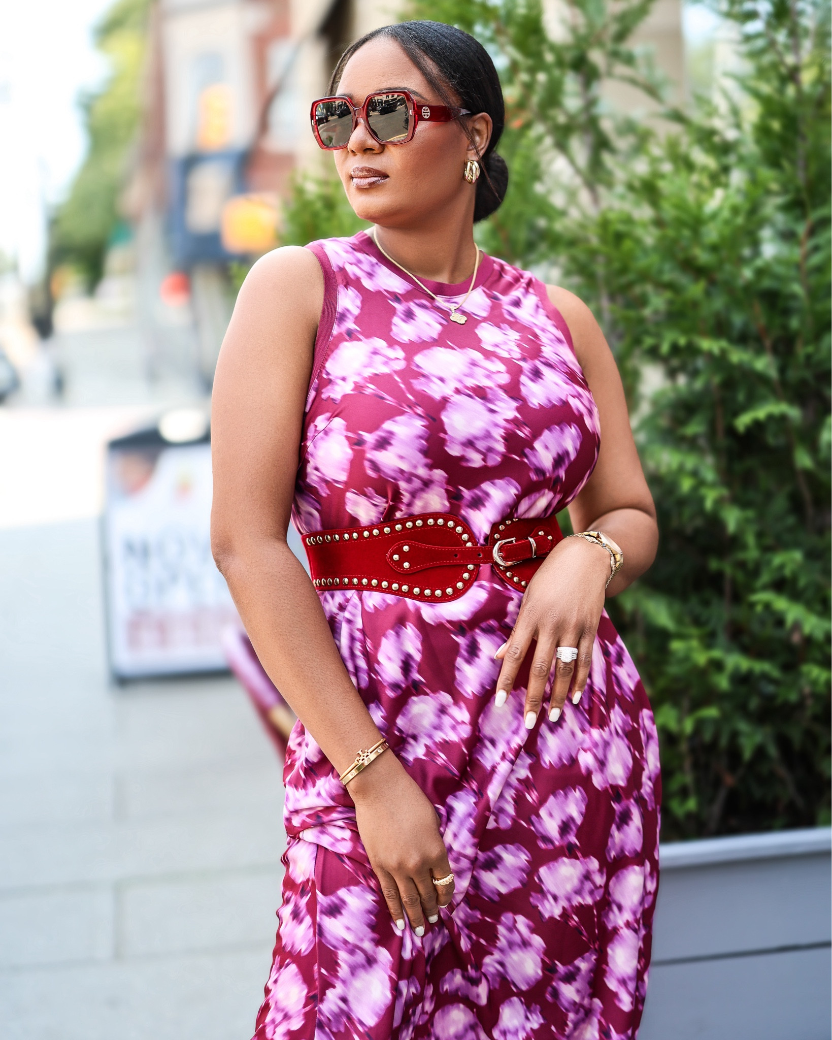 Starting off the work week with a bright and vibrant color isn't such a bad idea.
Here, wishing you an amazing and productive week ahead. Monochrome looks are just the perfect choice when you want to look coordinated without overthinking it and I love how it instantly elevates your Look.

Fall outfit | Wedding guest dress | Travel Outfit | boats | coats | fall look | fall dress | Sunglasses 

#LTKStyleTip #LTKBeauty #LTKItBag