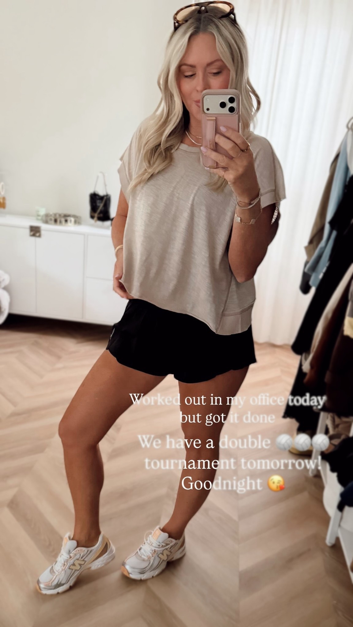 Wearing smalls.




#LTKootd #LTKgrwm #LTKActive