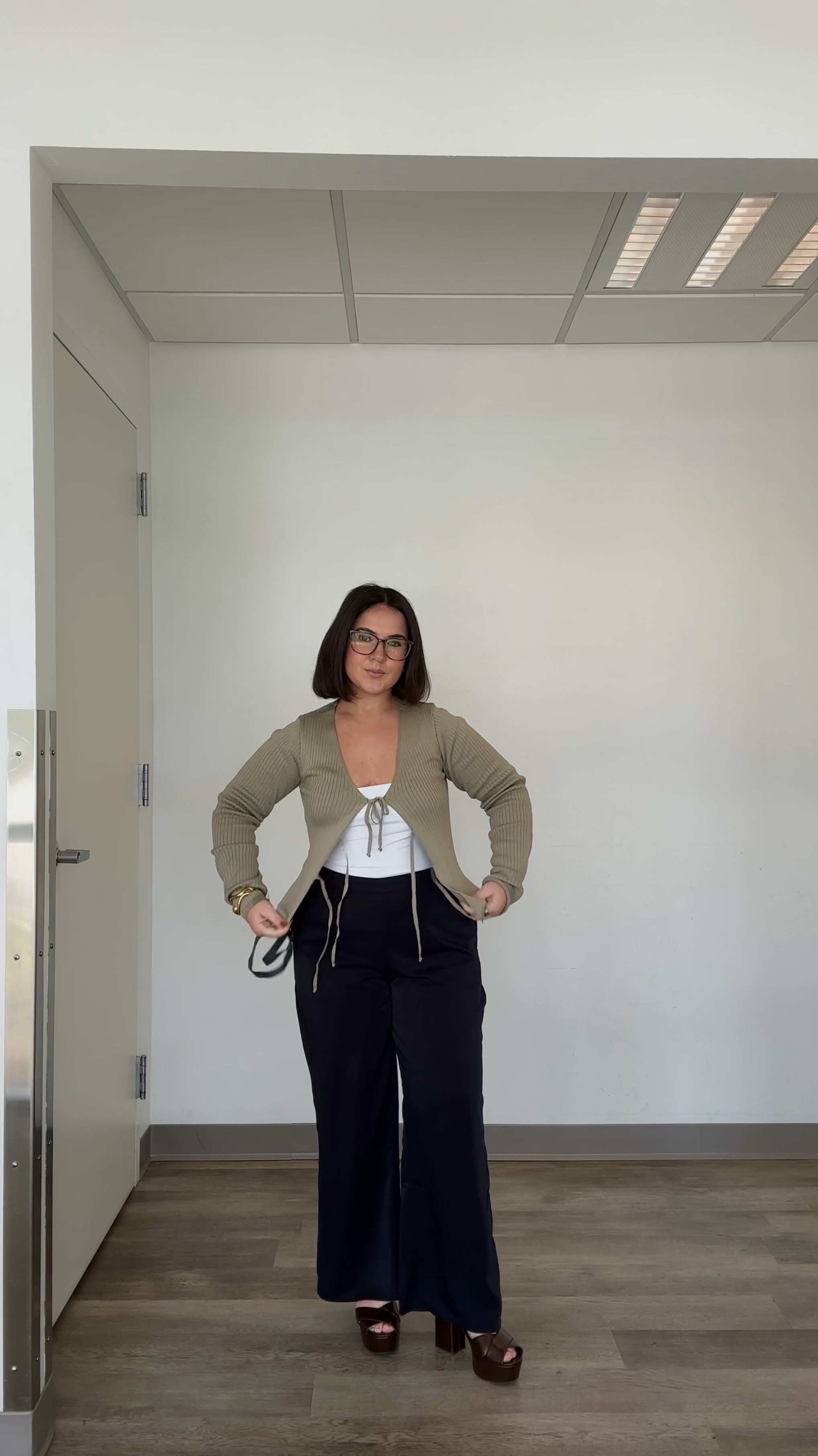 these pants are PERFECT for work & they're on clearance 🫶🏼 wearing a M short! // workwear, corporate outfits, business casual

#LTKWorkwear #LTKMidsize #LTKFindsUnder50