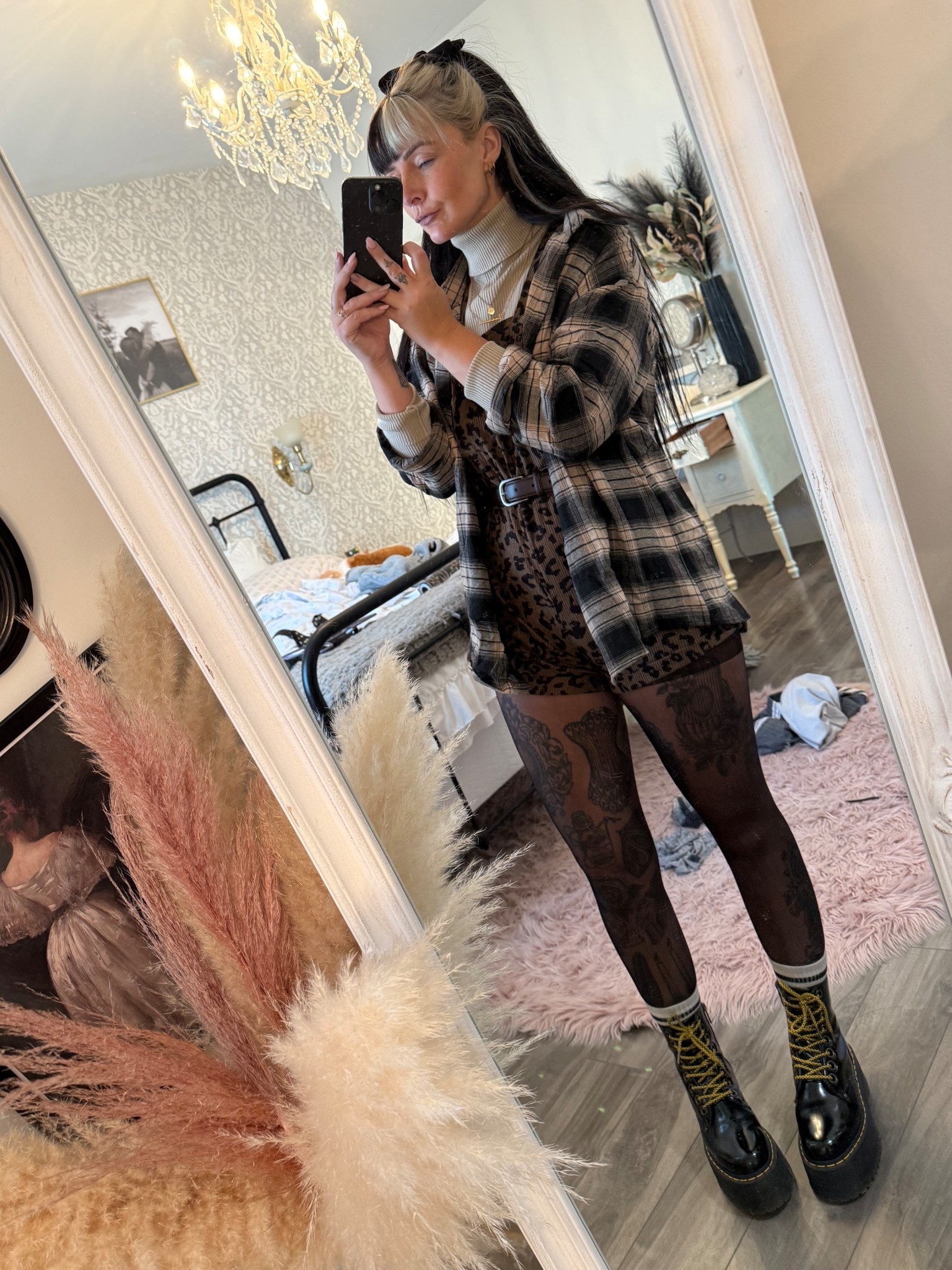 Grunge autumn inspired fit 🍂

Bow: Ardene
Belt: Amazon
Plaid: forever 21
Rights: dollarama
Necklaces: local shop

#LTKstyletip #LTKcanada
