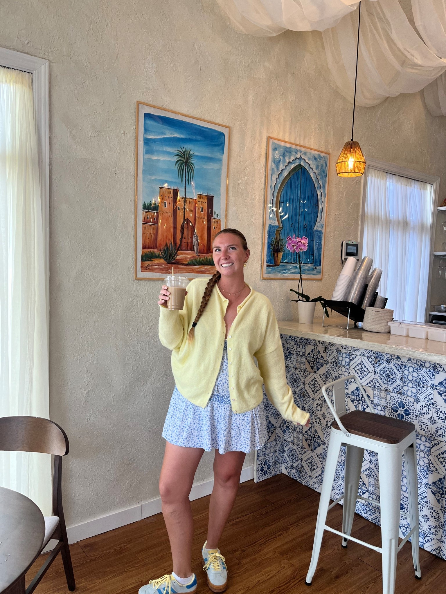 colorful coffee shop fit ☕️
cardigan: medium (tts)
dress: medium (tts)
#greybandit #floridastyle

#LTKFindsUnder100