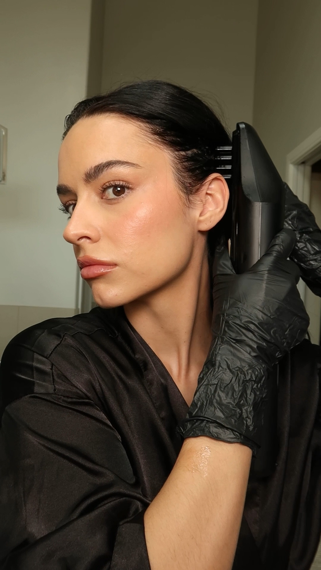 Picked up the @lorealparisusa colorsonic from @target and this has been a complete game changer for me and my greys 🙏💗 #ad #colorsonic #targetstyle #targetpartner #target 