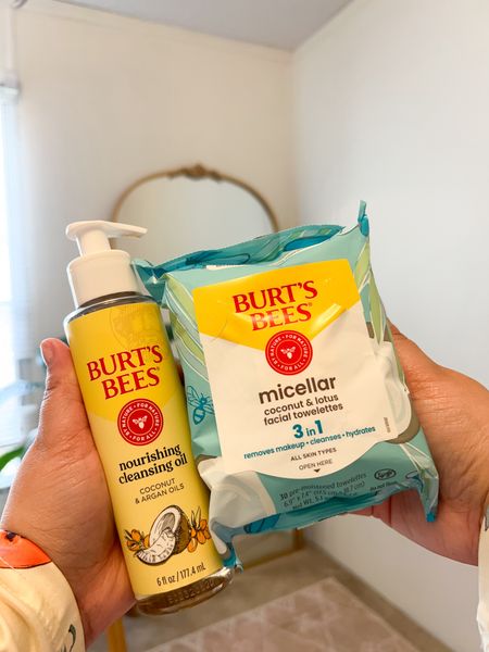 Get Unready with Me ft. Burt’s Bees! #ad 🤭
Everything featured here and so much more is 20% off now through March 23rd! This is the best time to stock up on your favorites! @burtsbees #burtsbees #burtsbeespartner


#LTKsalealert #LTKhome #LTKbeauty