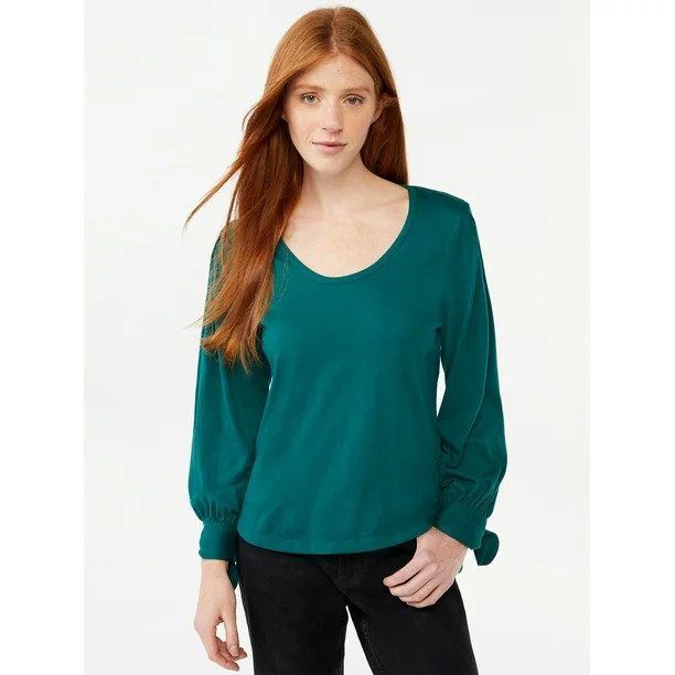 Free Assembly Women's U Neck Pleated Shoulder Top - Walmart.com | Walmart (US)