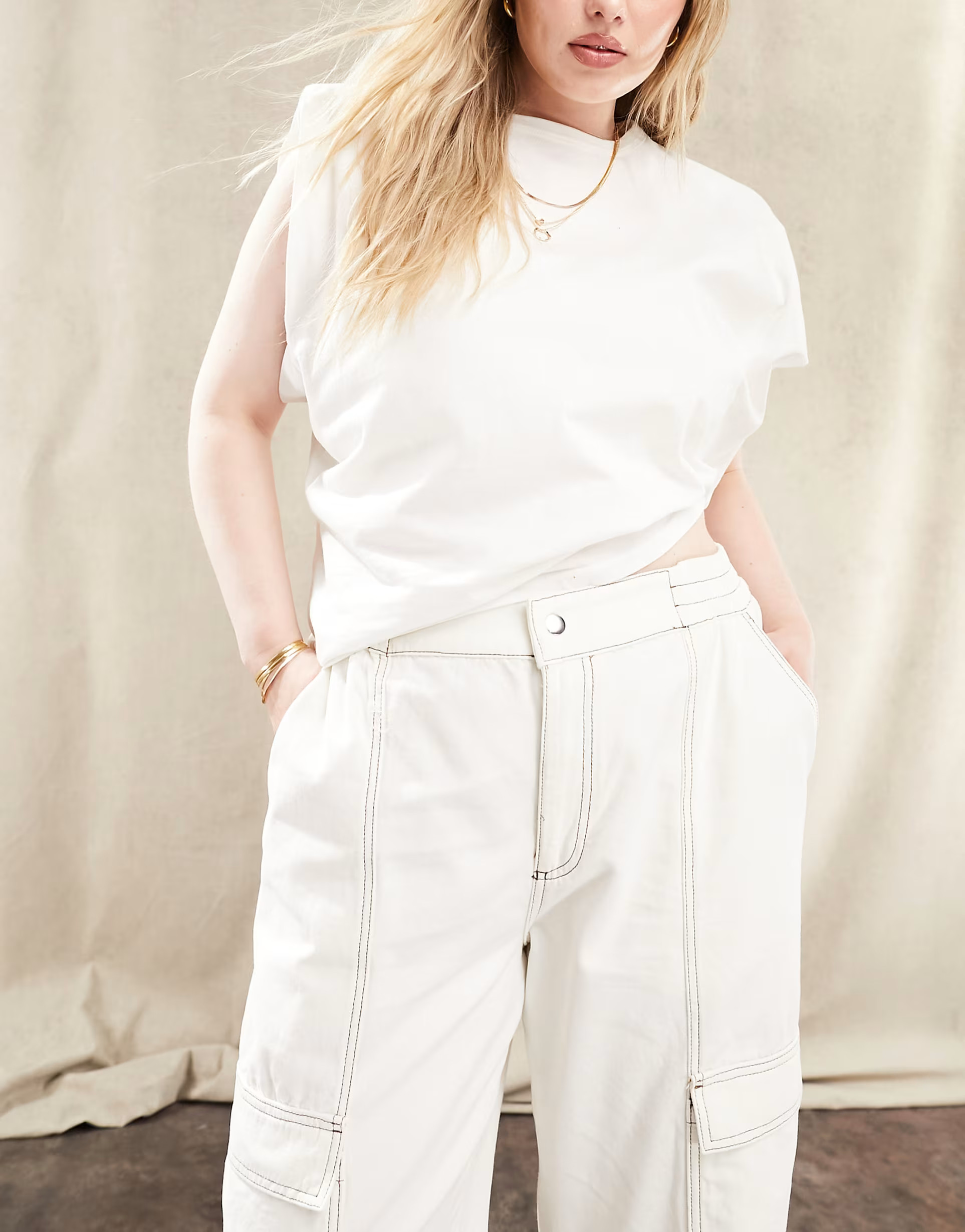 ASOS DESIGN Curve seam detail cargo pants in ecru with contrast stitch | ASOS (Global)