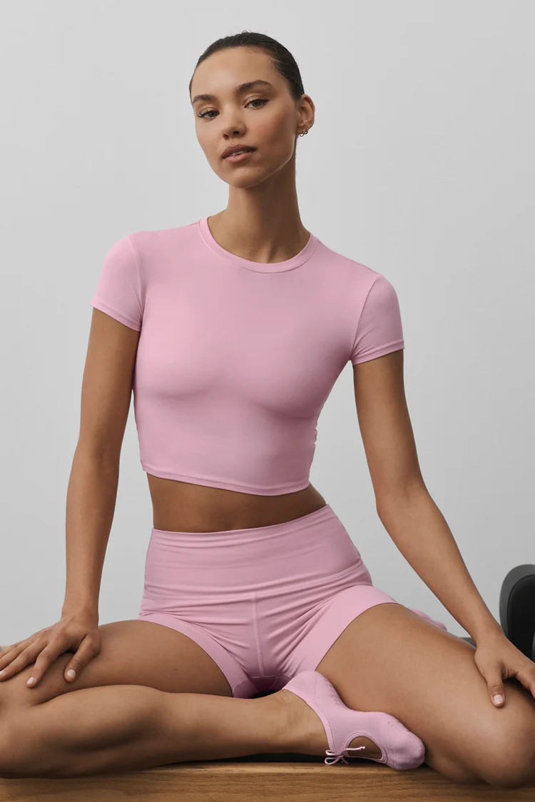 Alosoft Crop Finesse Short Sleeve | Alo Yoga