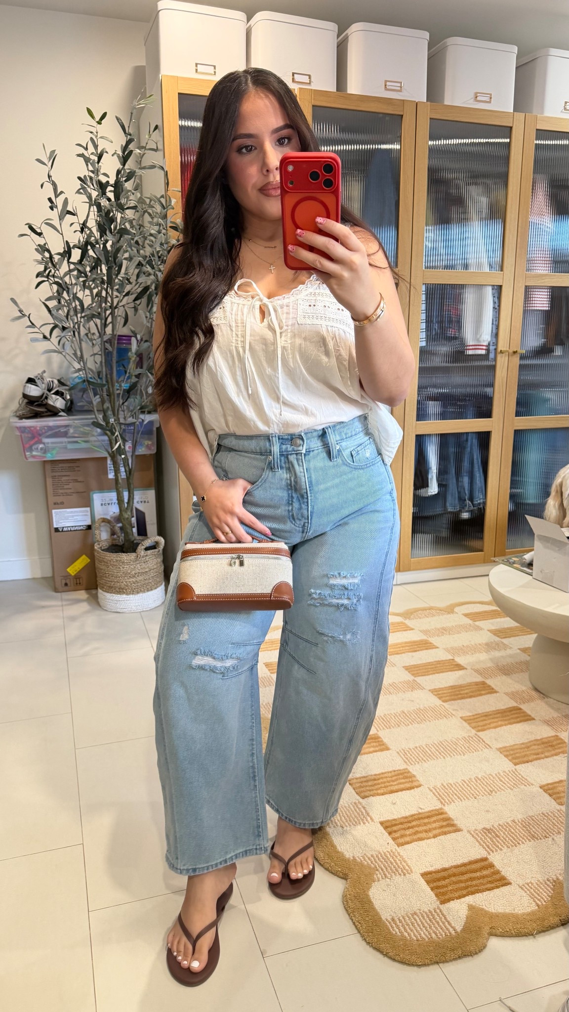 Super easy and affordable spring outfit! 

#LTKootd #LTKMidsize #LTKgrwm