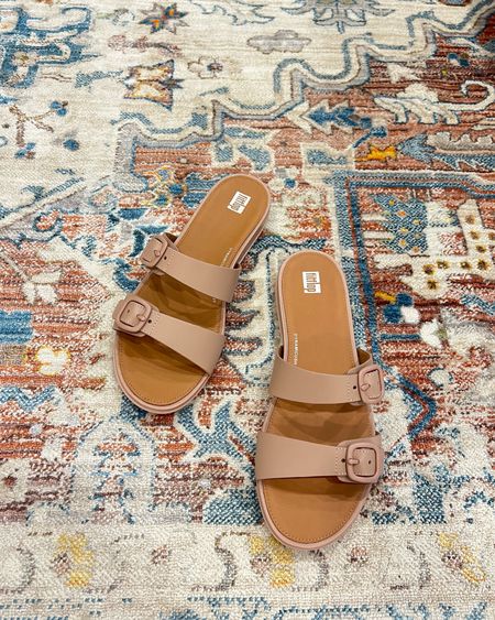 FitFlop sandals / comfortable neutral sandals / true to size 

#LTKstyletip #LTKunder100 #LTKshoecrush