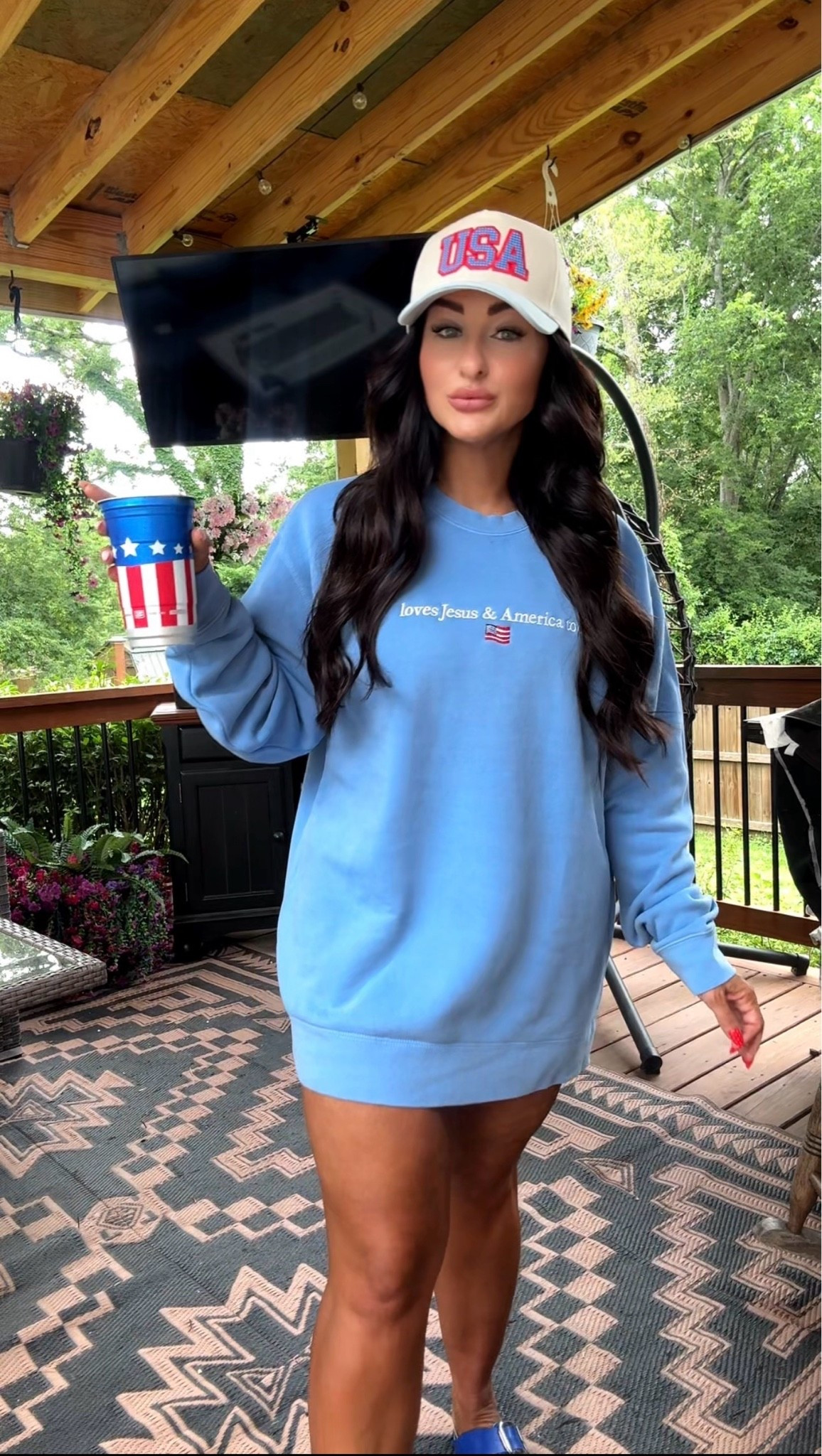 July 4th Outfit or Any Summer Night ❤️🇺🇸 Love Jesus and America Too. I’m wearing a large in the crewneck for a more oversized fit!

#LTKU #LTKootd #LTKgrwm