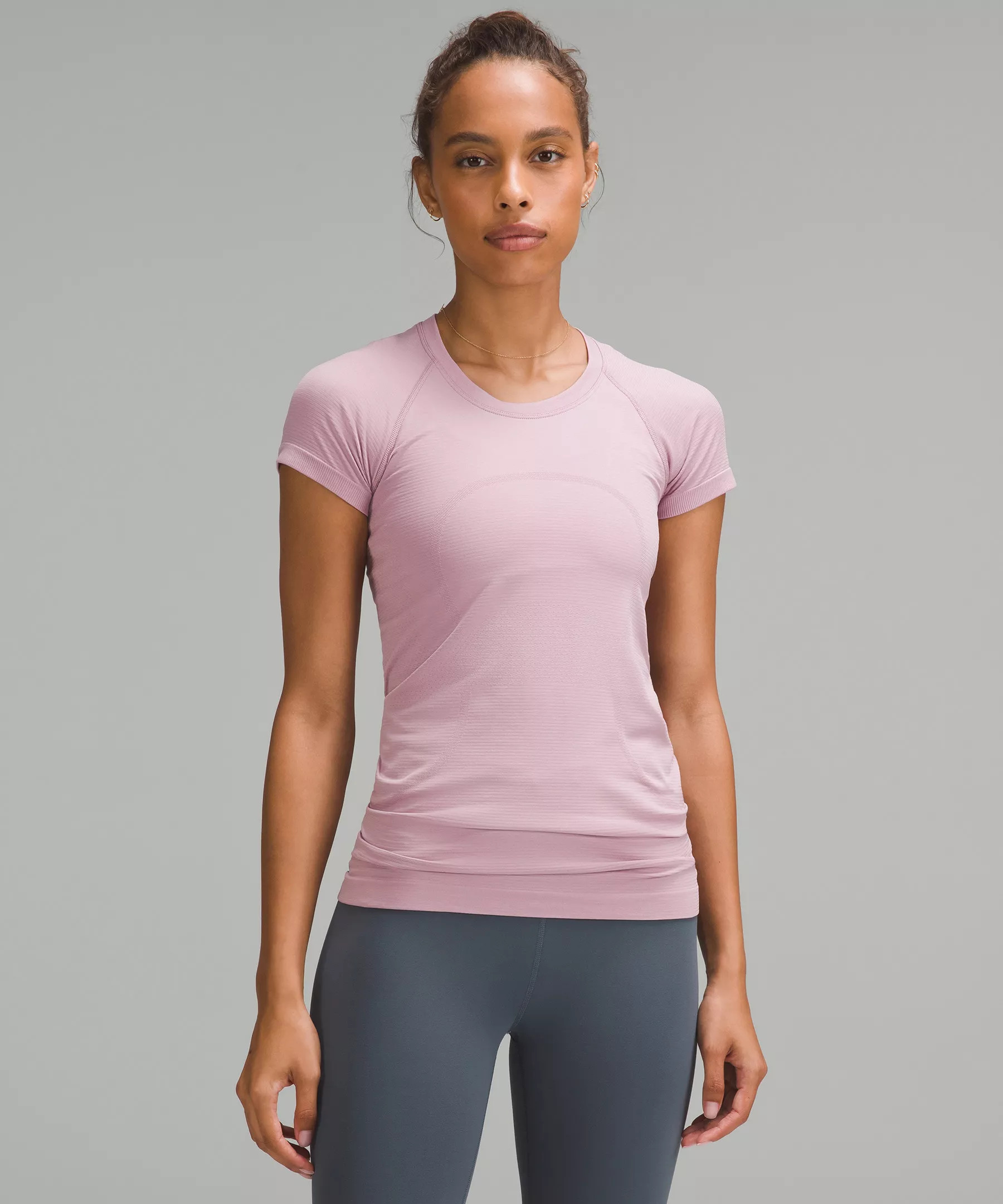 Swiftly Tech Short-Sleeve Shirt 2.0 *Hip Length | Women's Short Sleeve Shirts & Tee's | lululemon | Lululemon (US)